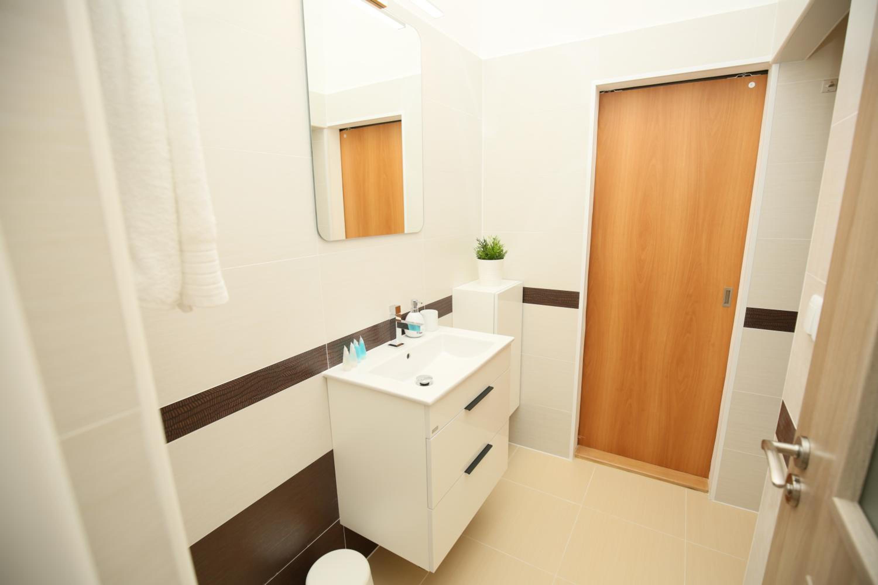 GE Apartments