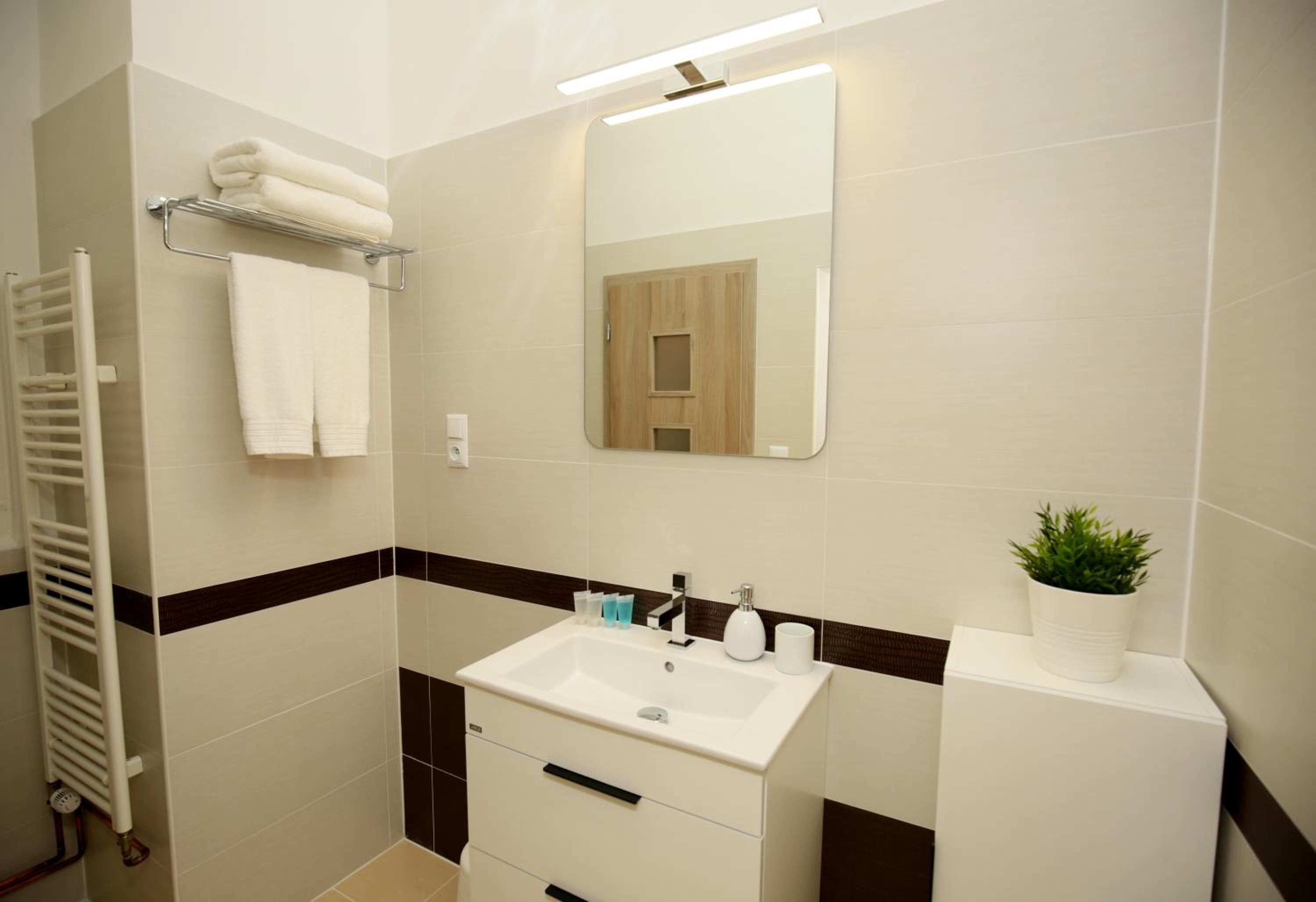 GE Apartments