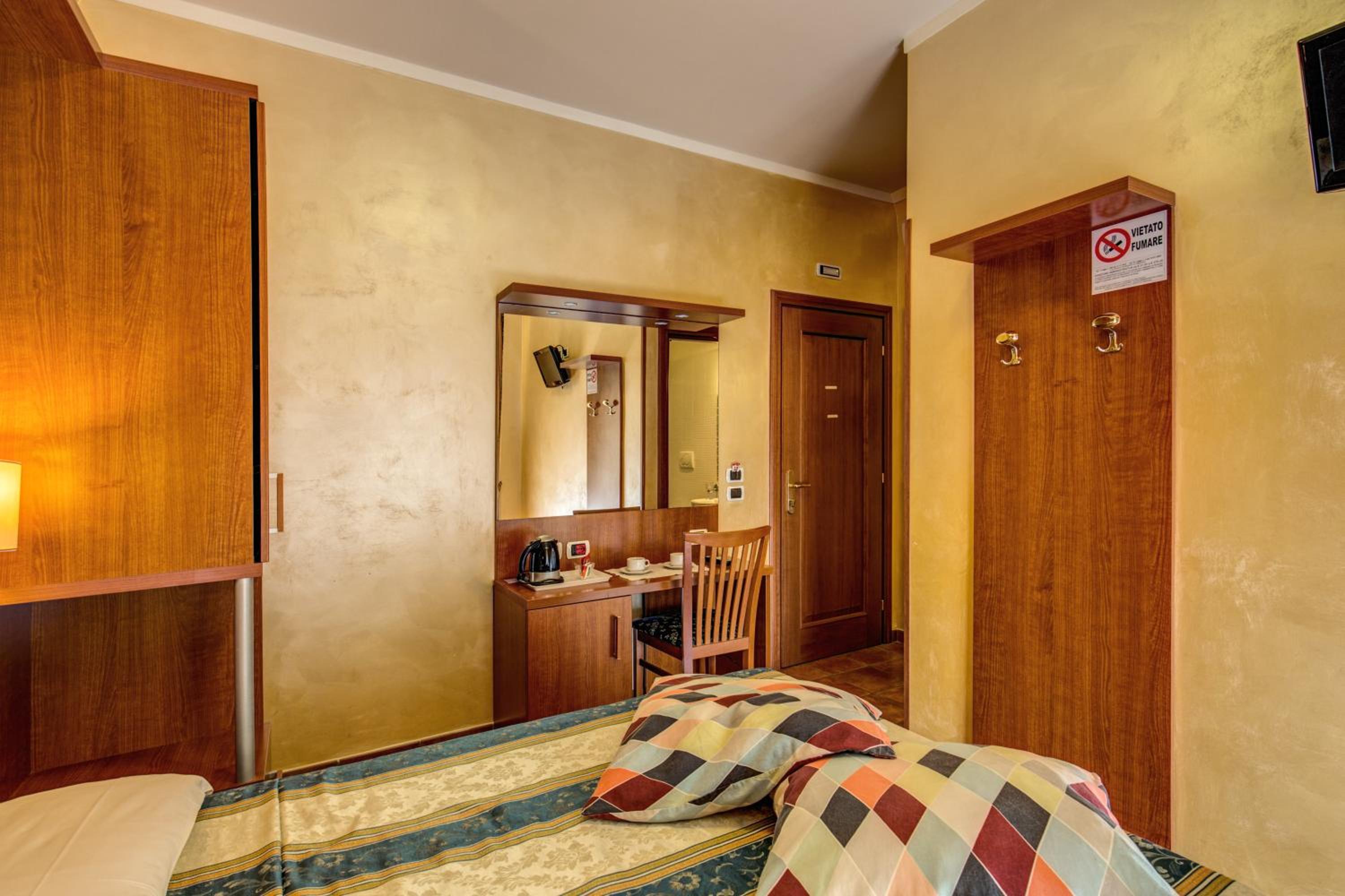 Hotel Maryelen 2
