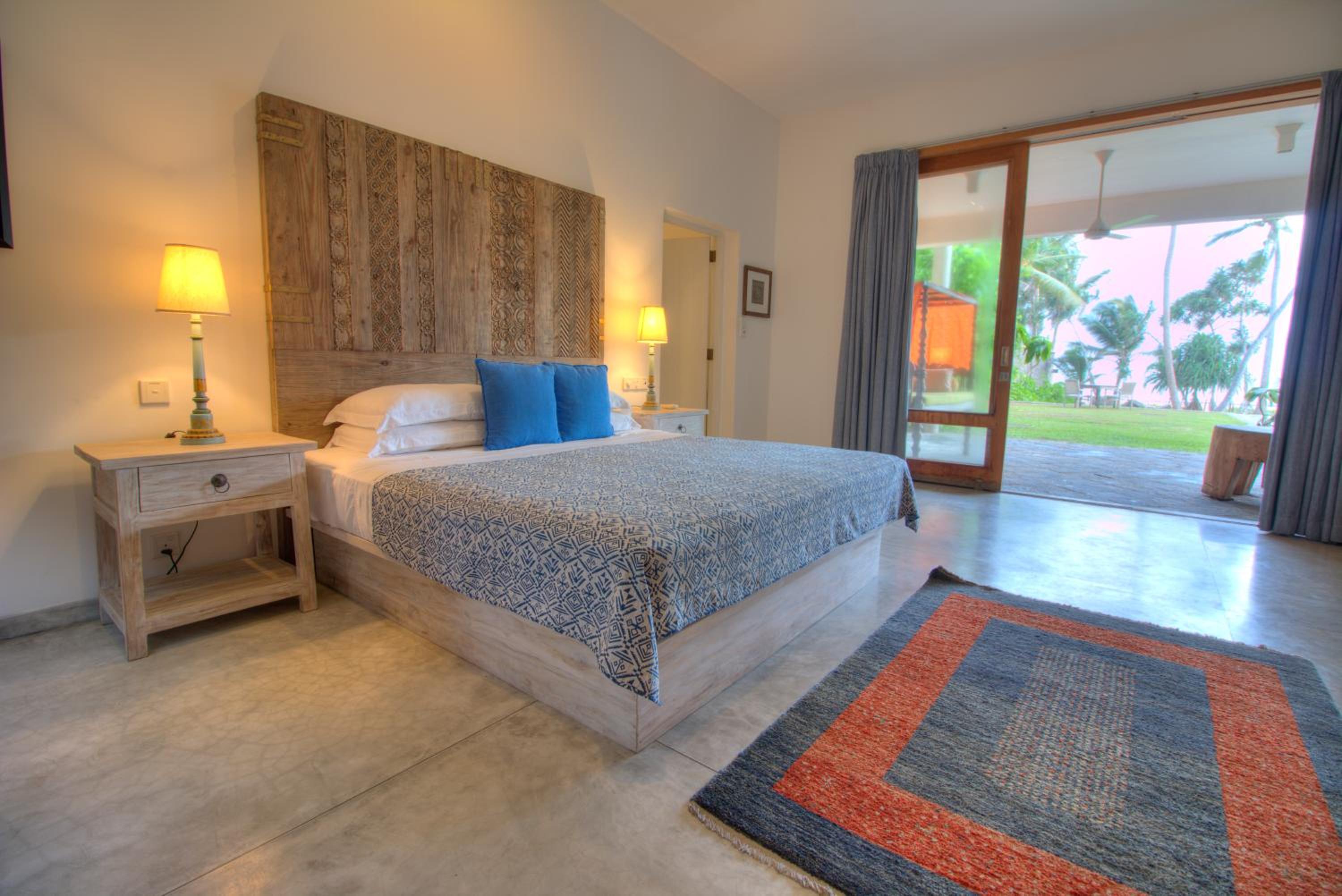 Villa Saffron Hikkaduwa