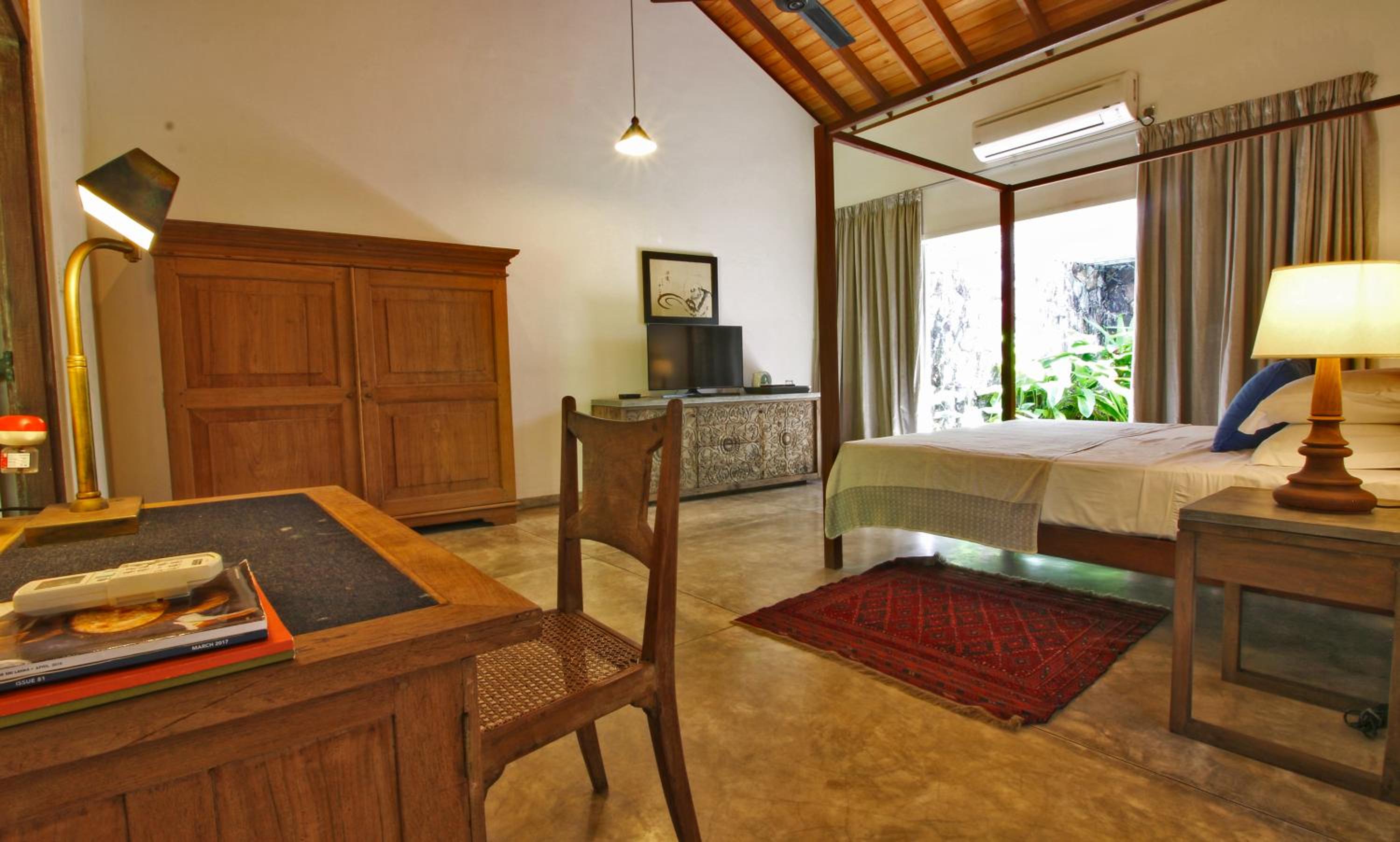 Villa Saffron Hikkaduwa
