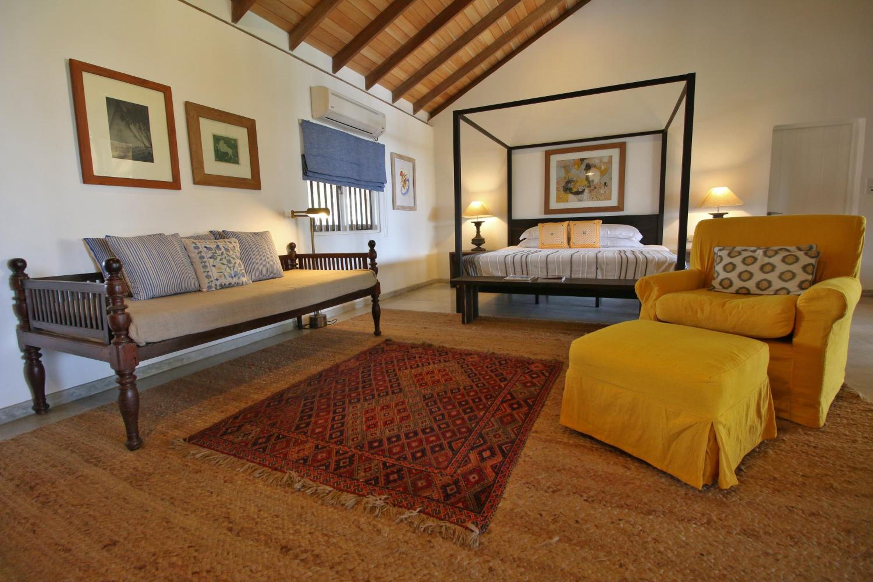 Villa Saffron Hikkaduwa