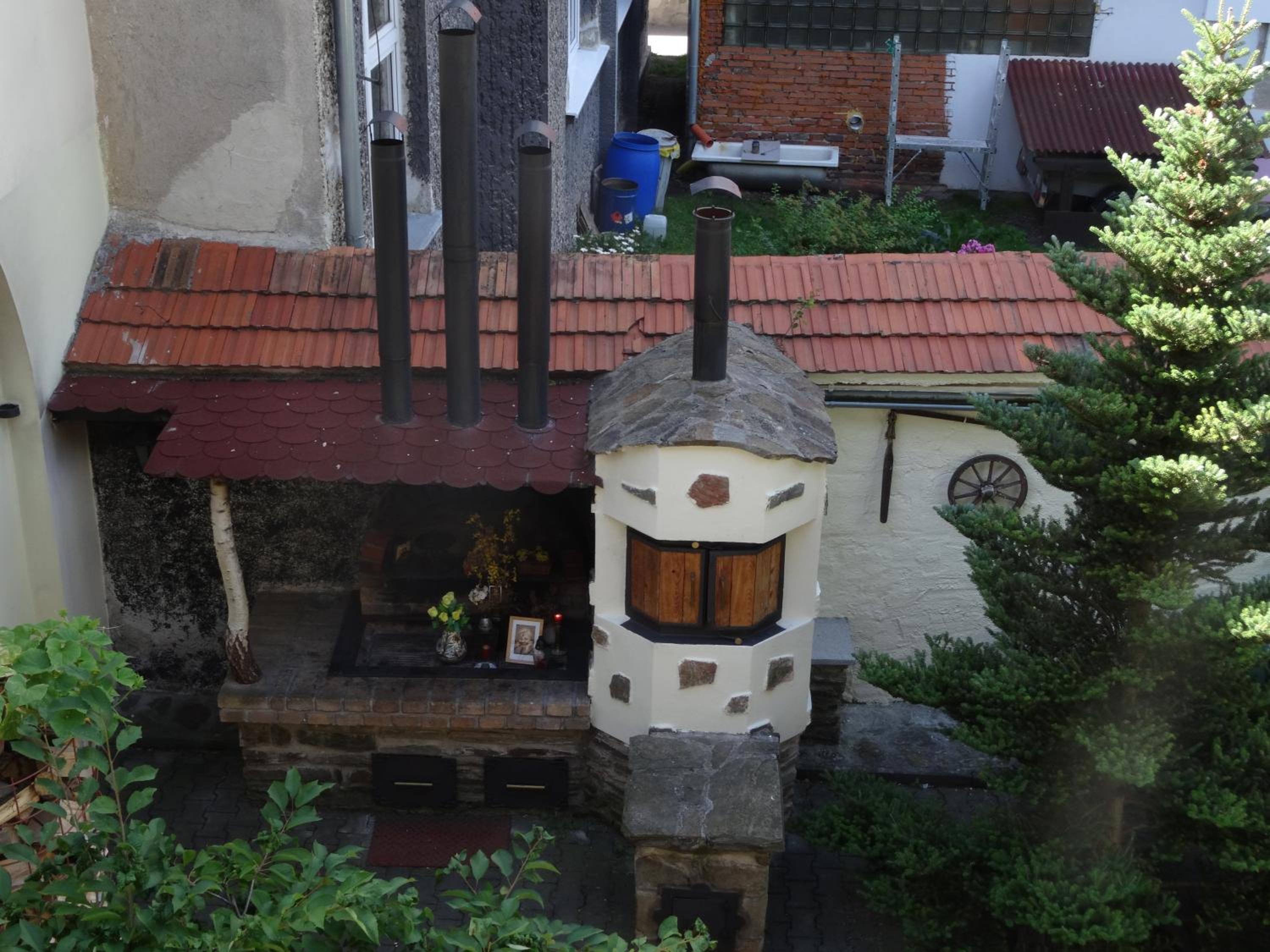 Photo 12