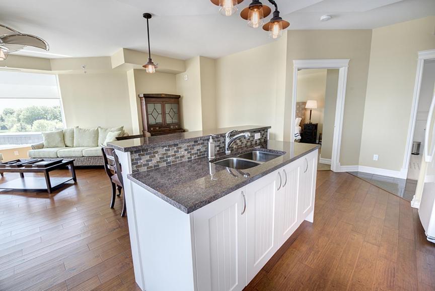 Brockville Vacations - Tall Ships Landing Coastal Resort - Property Image 35