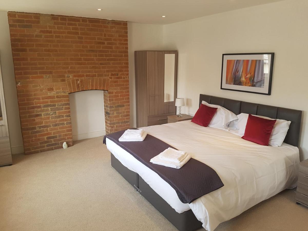 Andover Apartments