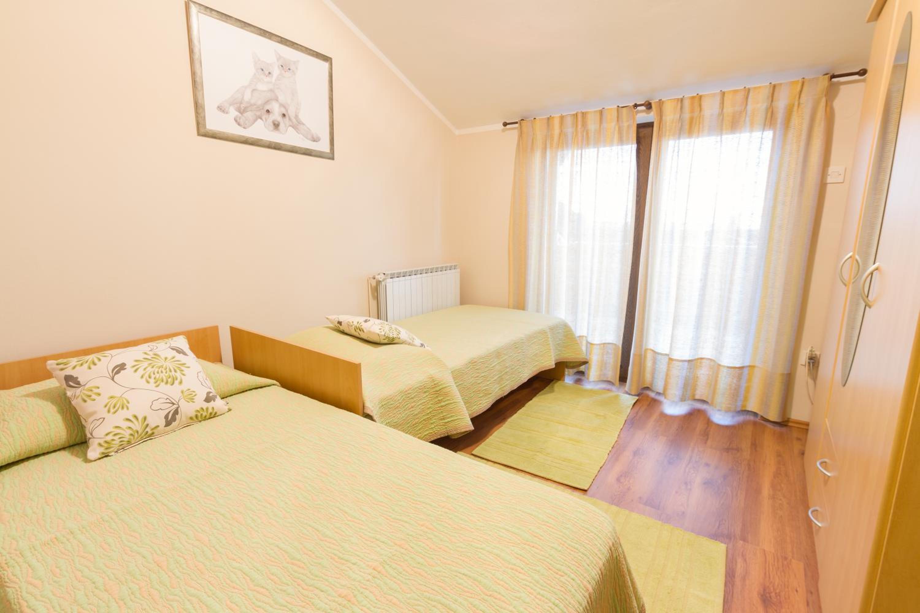 Apartments Mirjana