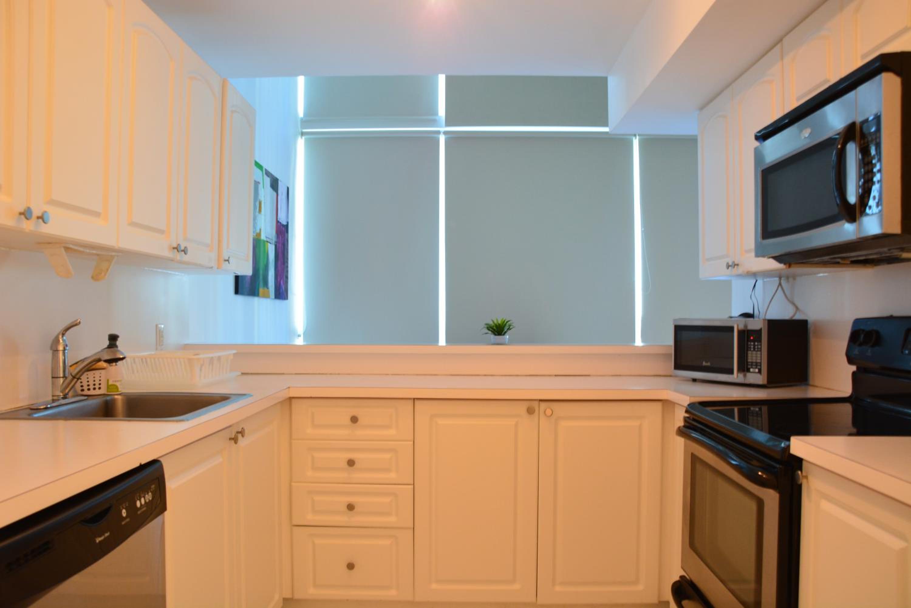 New Point Miami Beach Apartments