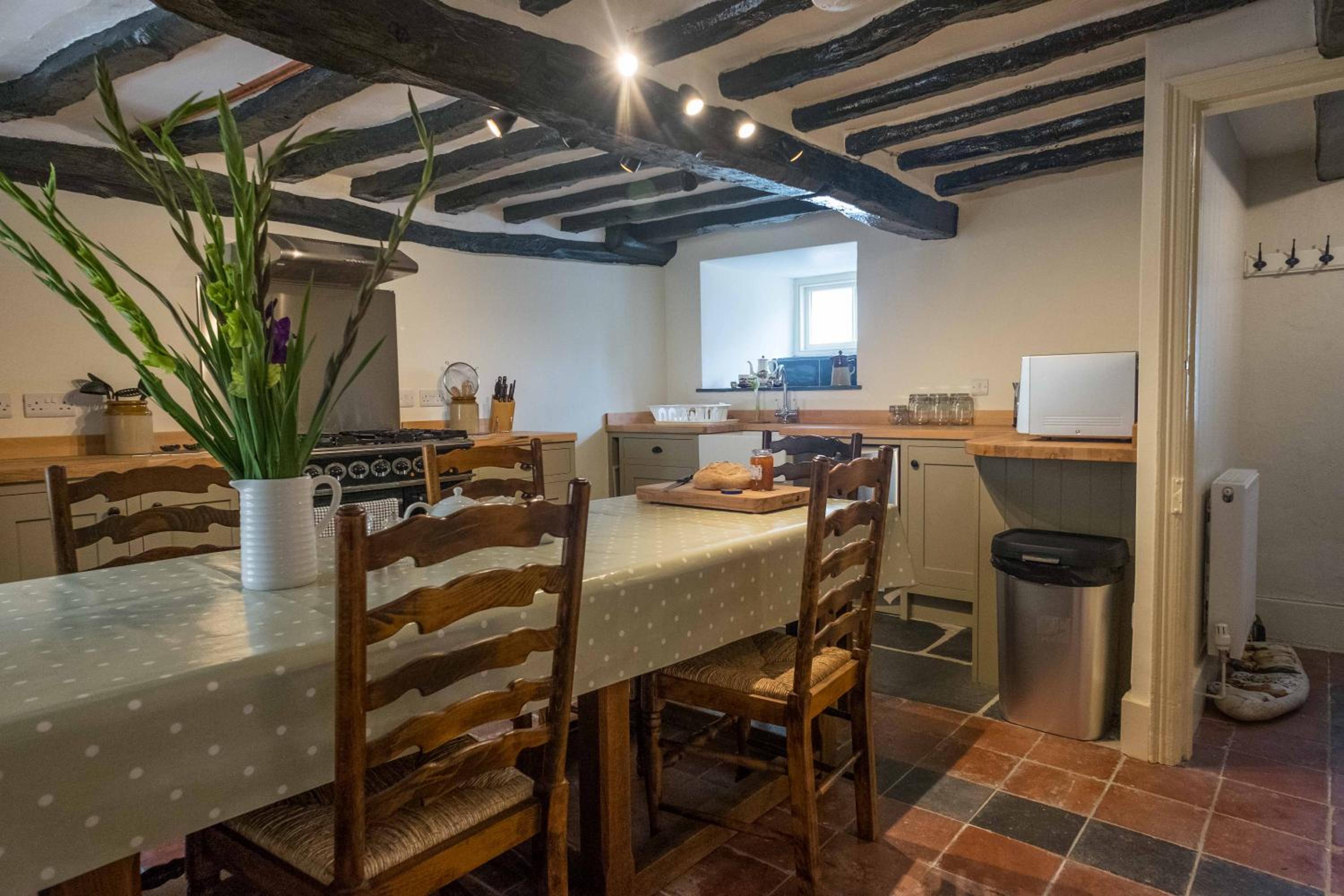 Plas Gwyn B&B and Holiday Cottage