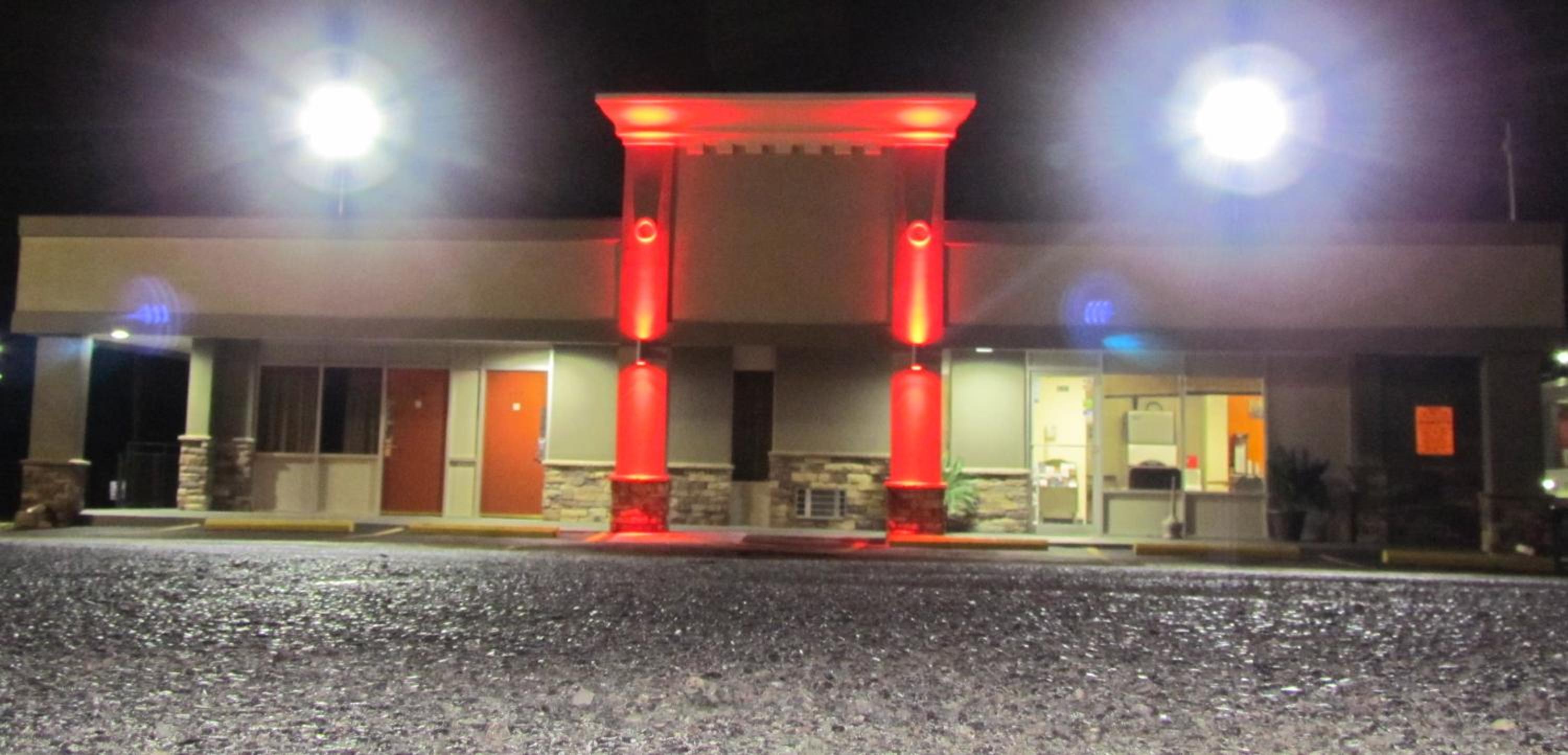 Red Carpet Inn - Augusta