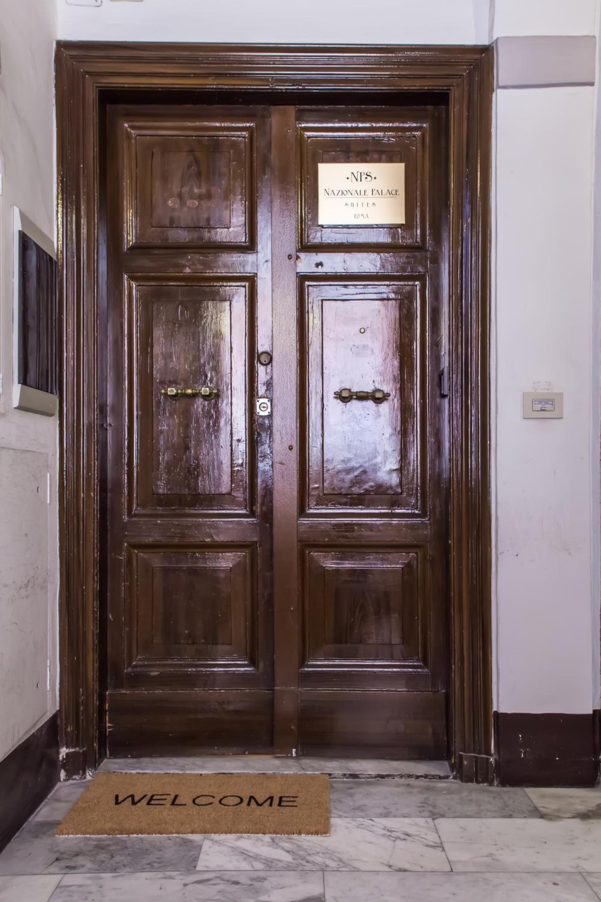 Nazionale Palace Suites