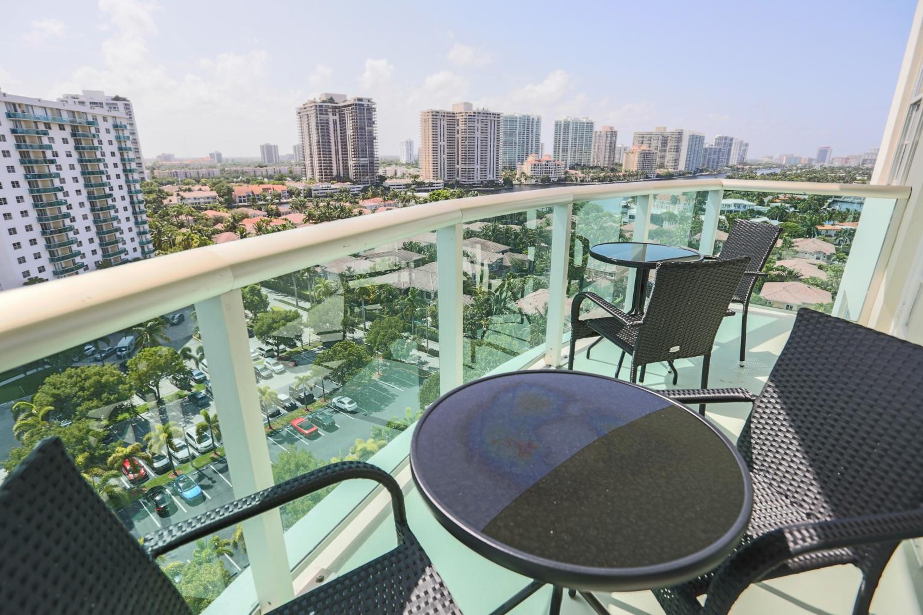 Ocean Reserve Luxury Condos Across from Sunny Isles Beach