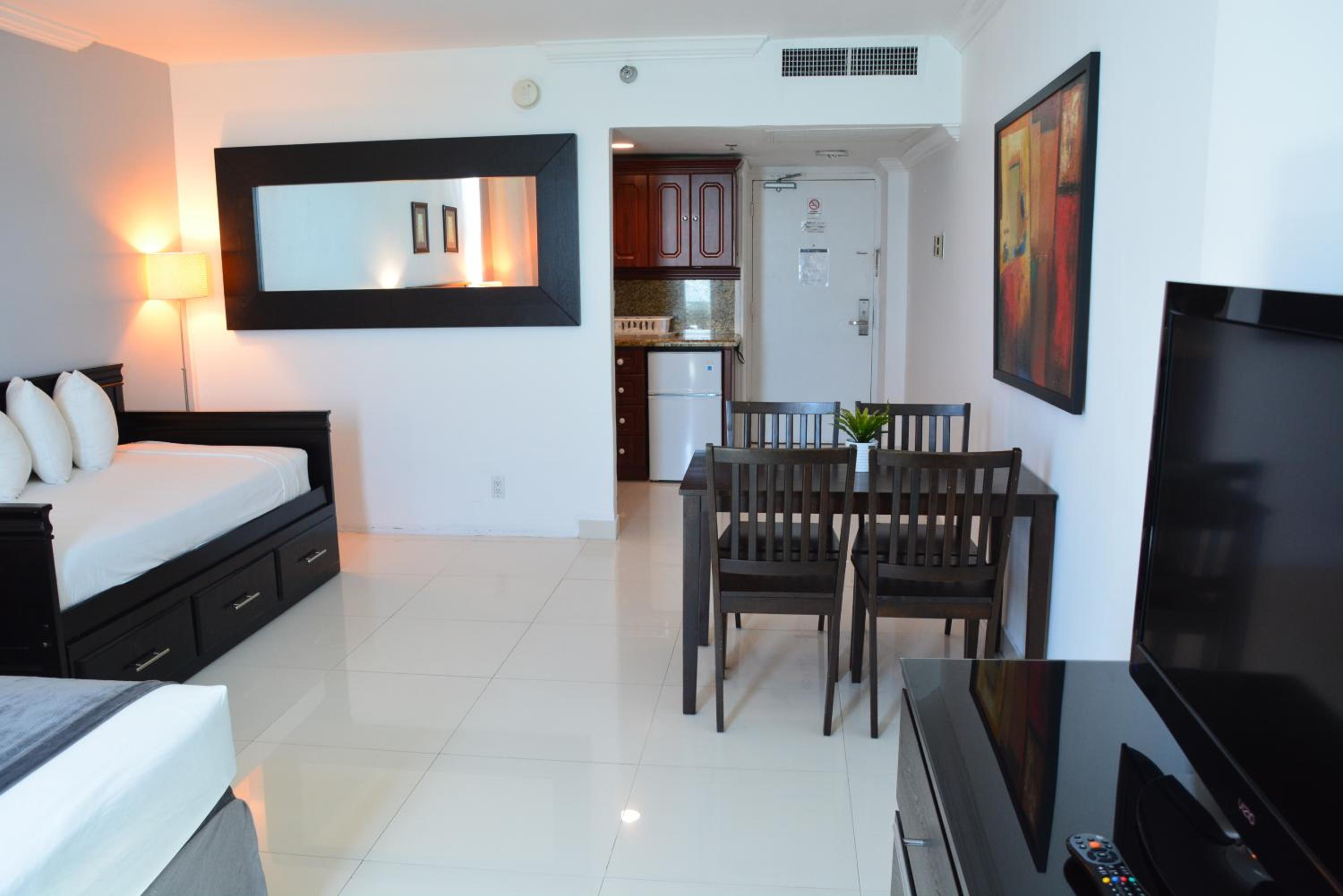 New Point Miami Beach Apartments