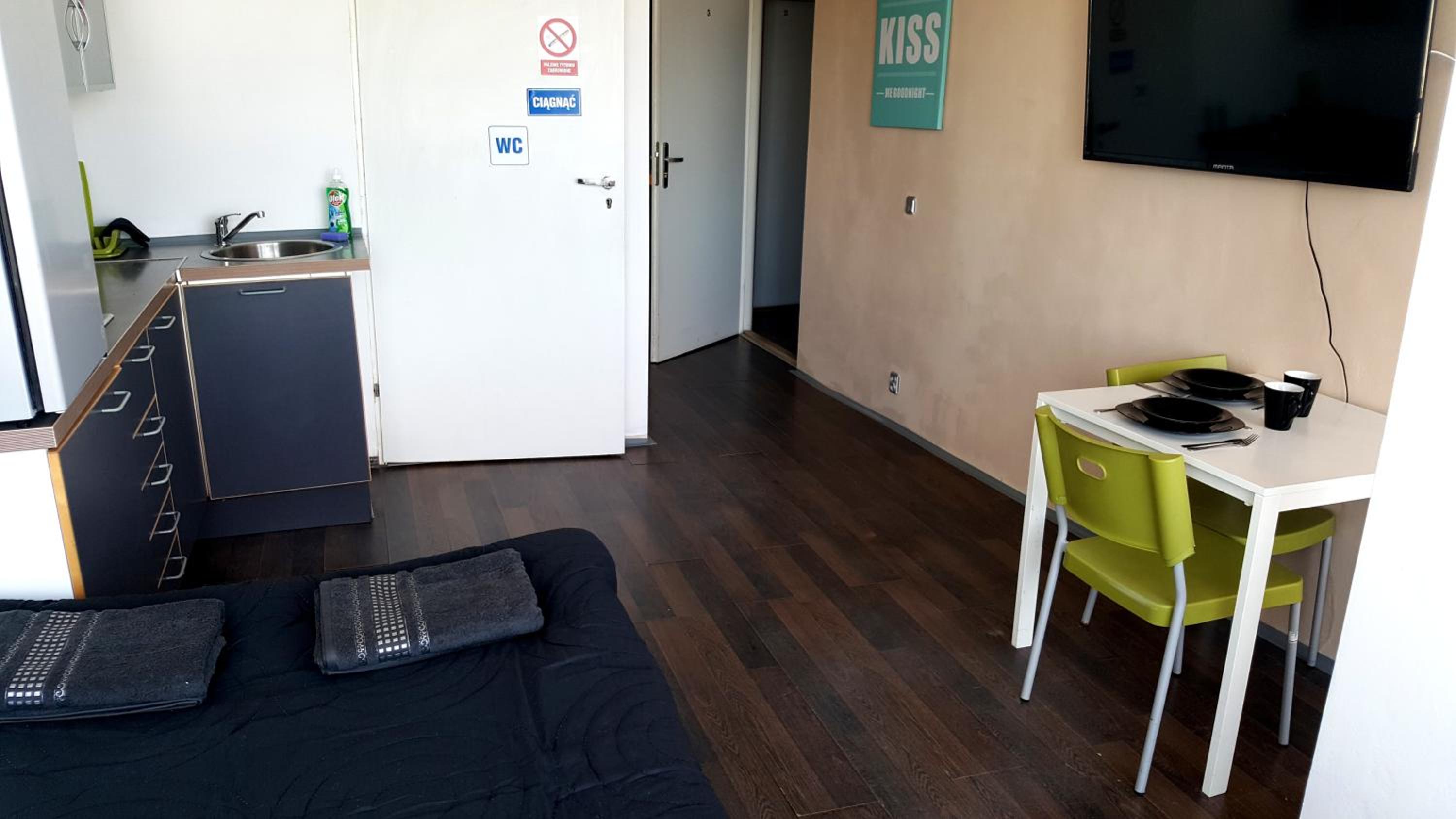 Walk distance to mokotow business park