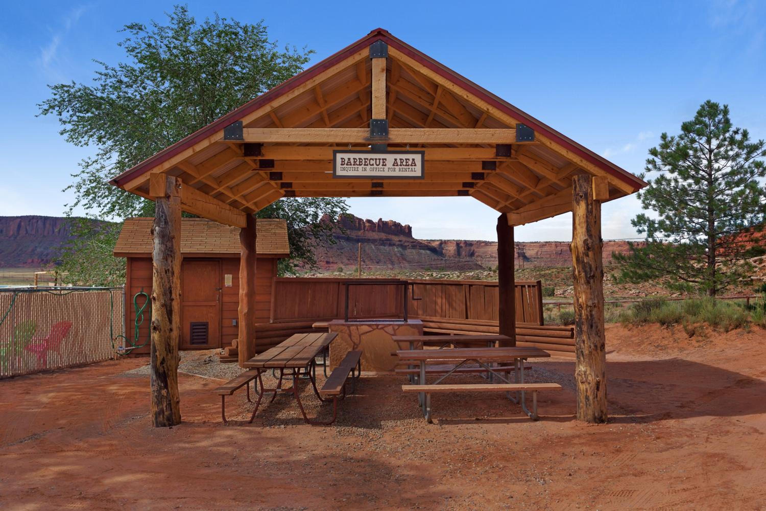 Sun Outdoors Canyonlands Gateway