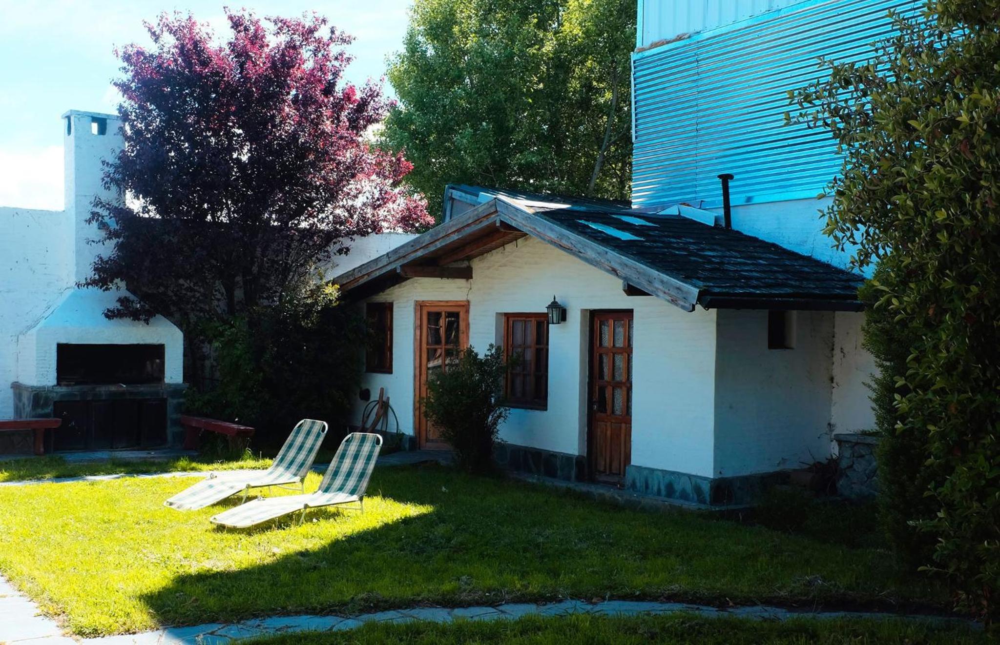 Universal Traveller's Hostel