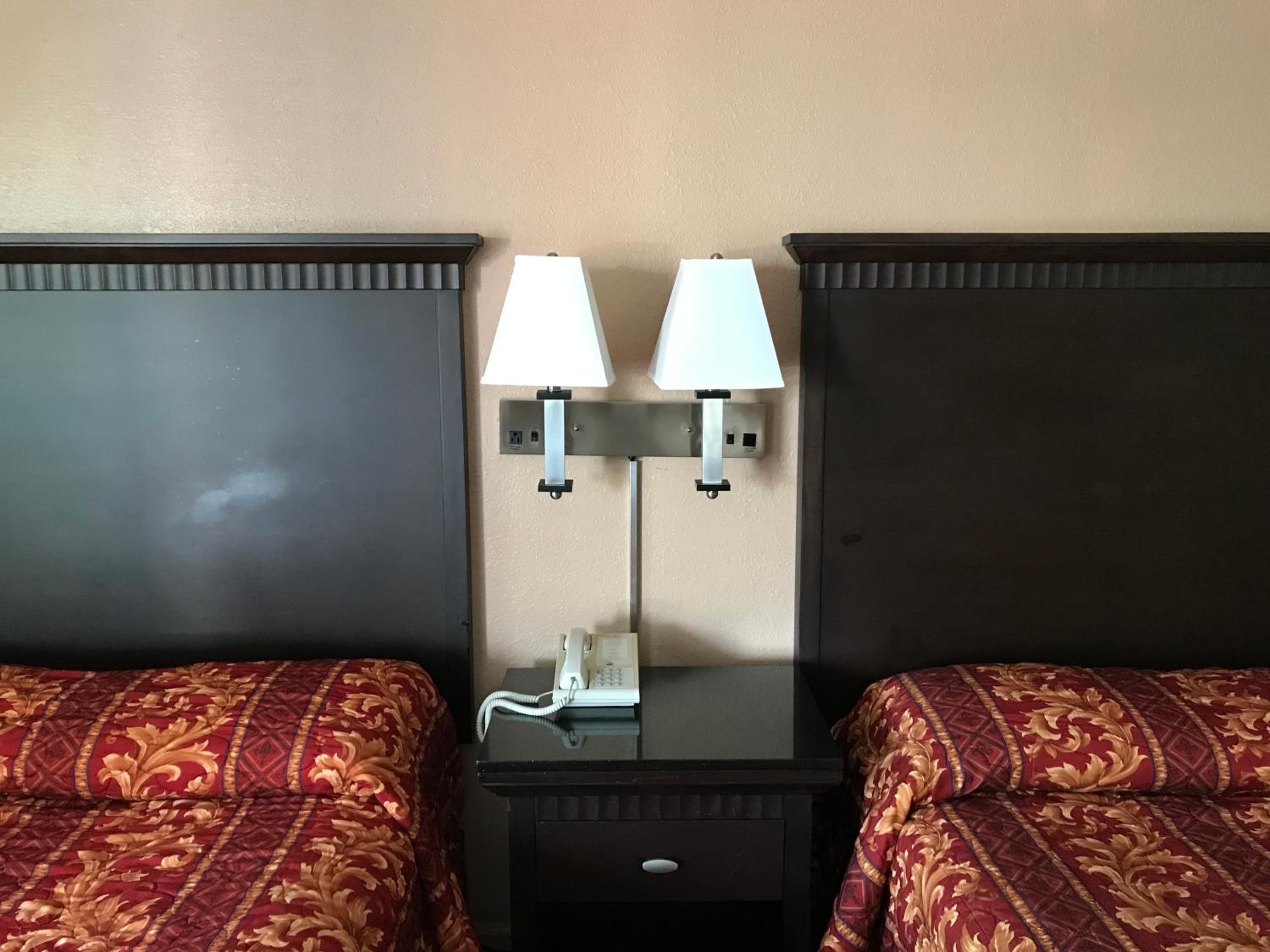 Townhouse Motel