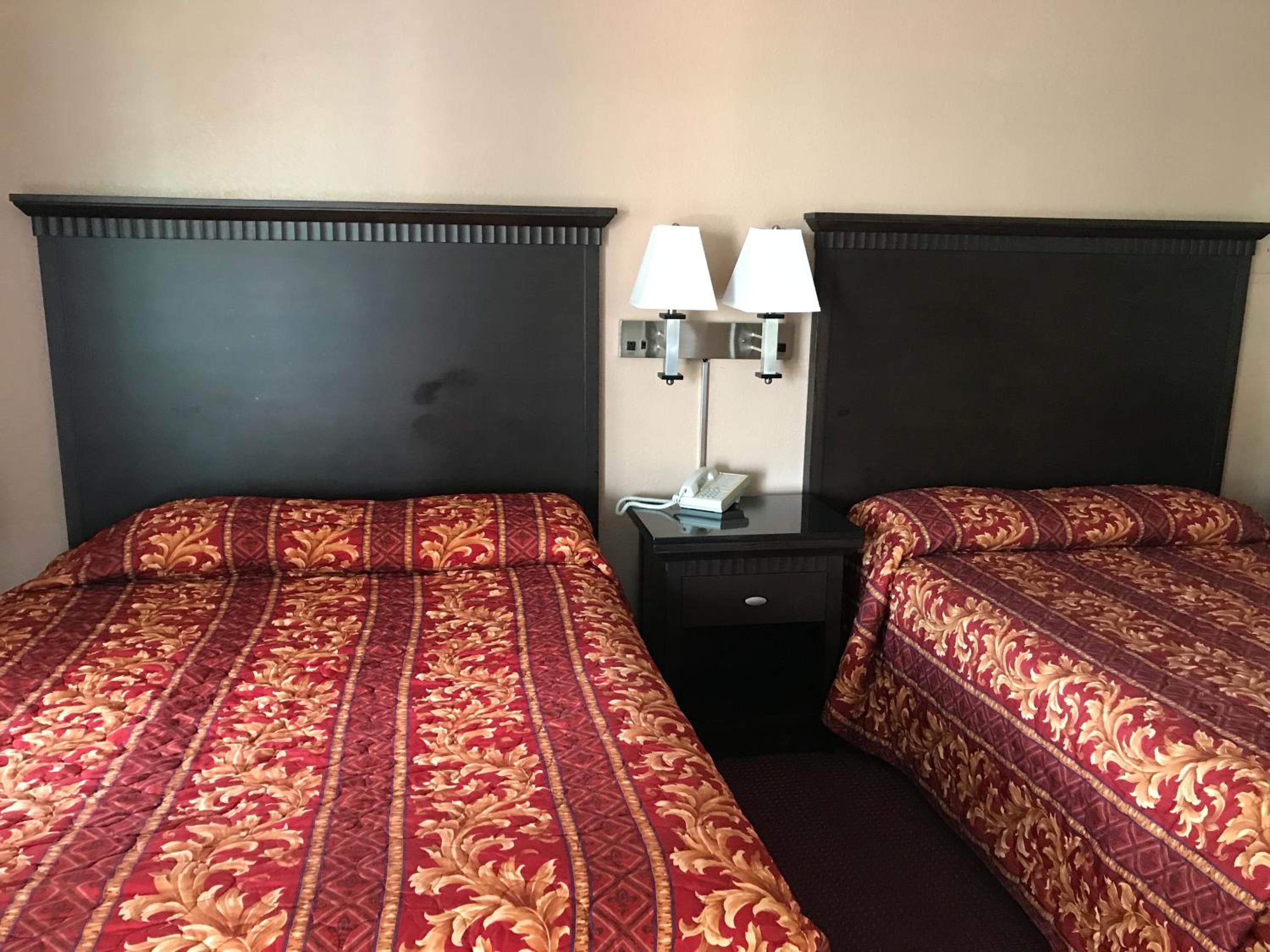 Townhouse Motel