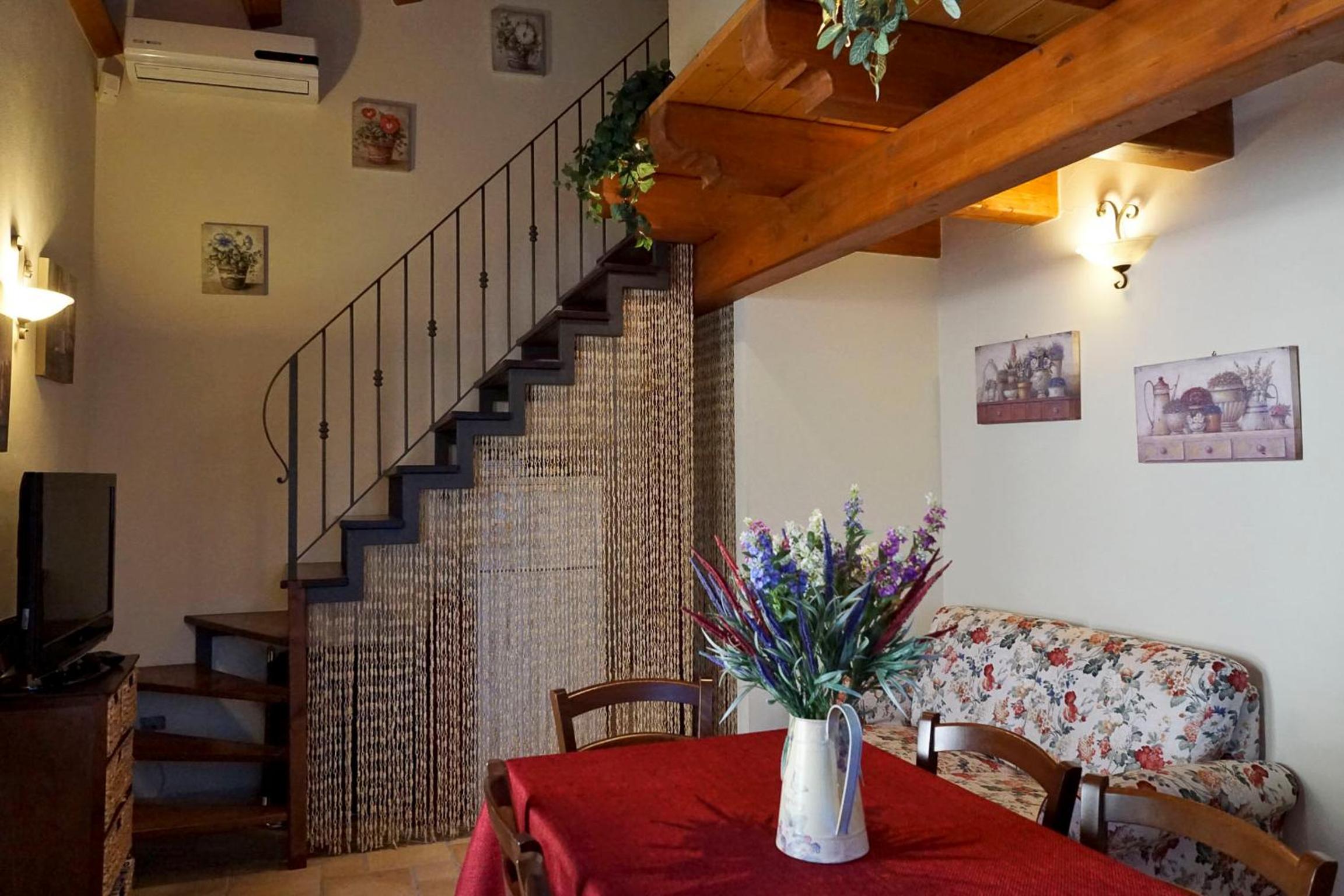 Taormina Villa Ibiscus Alcantara view 5