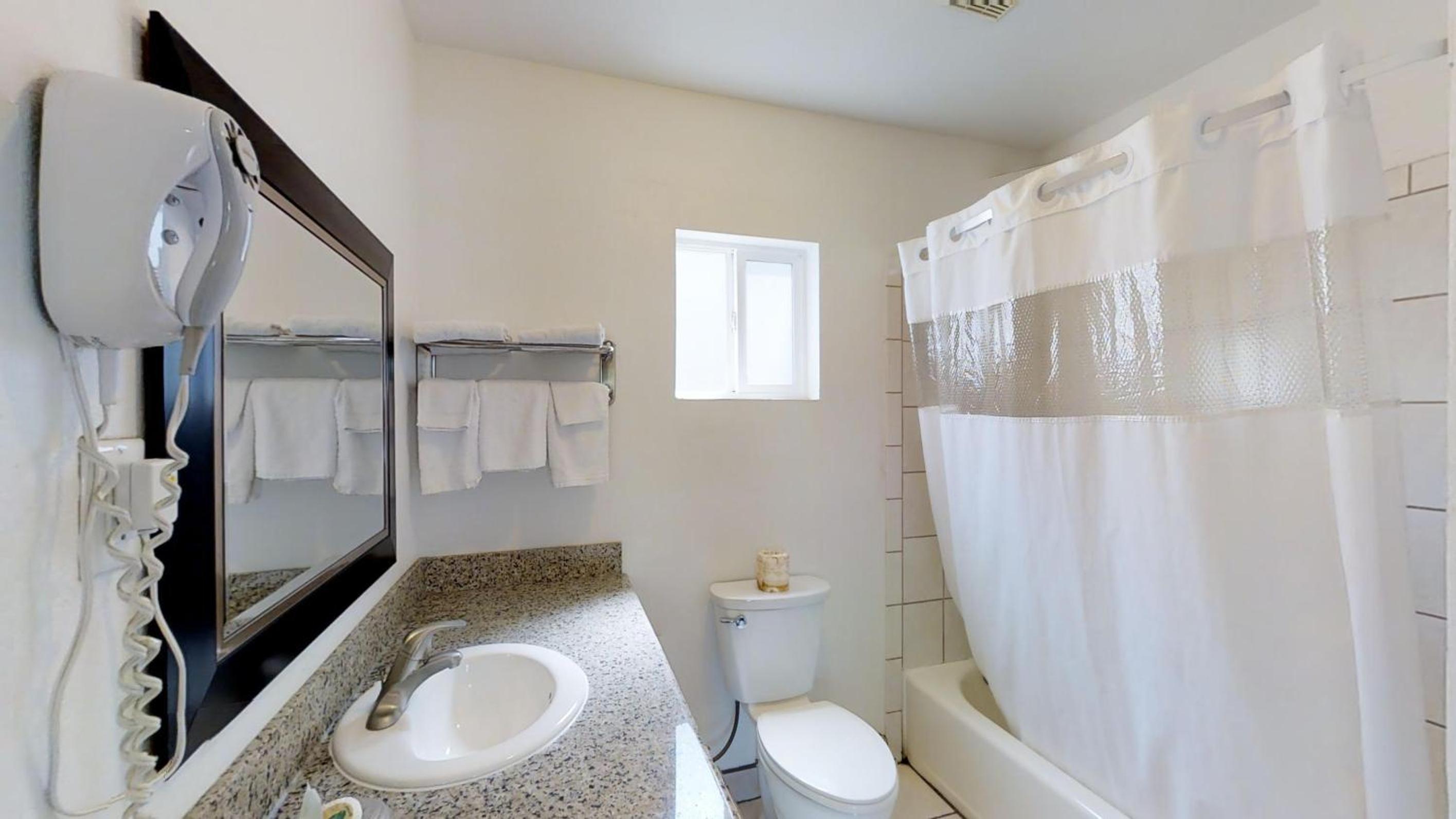 Maui Vacations - Napa Discovery Inn - Property Image 10