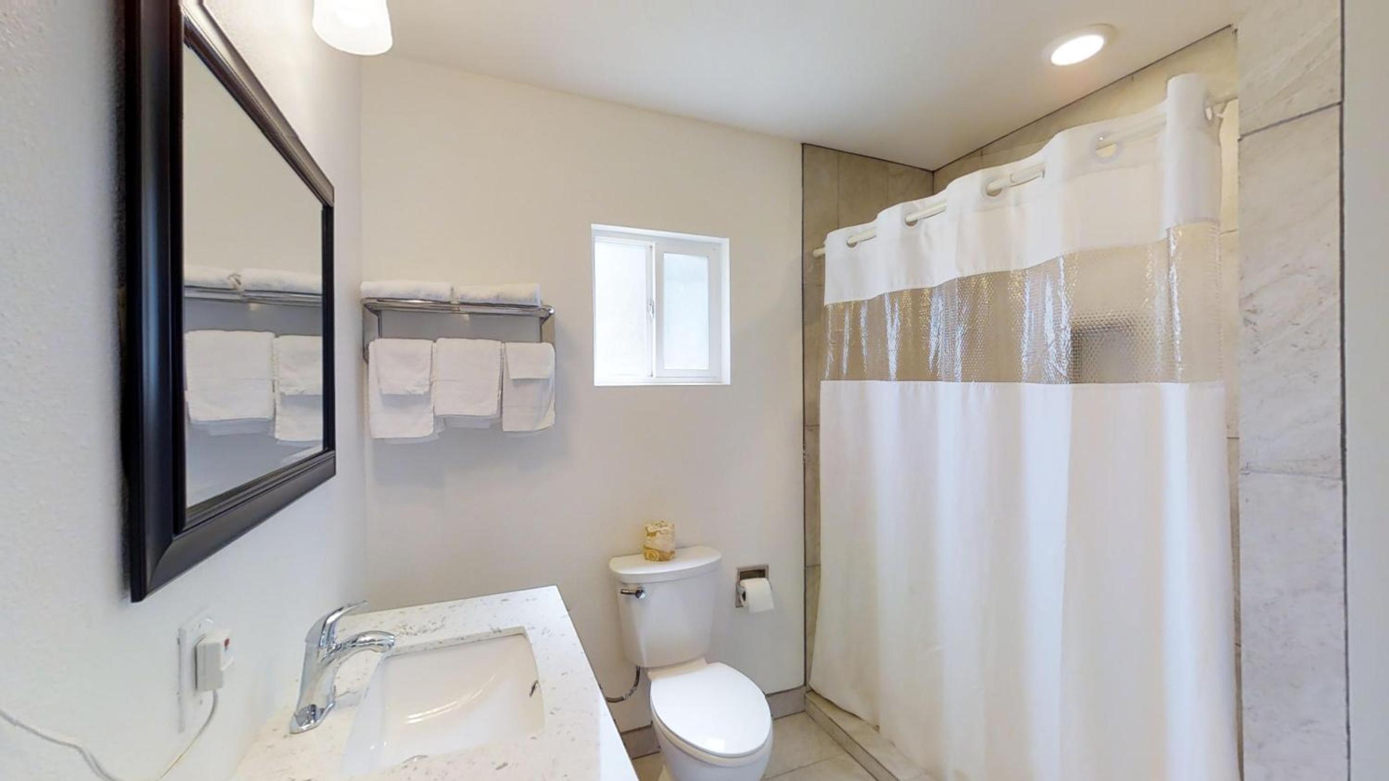 Maui Vacations - Napa Discovery Inn - Property Image 29