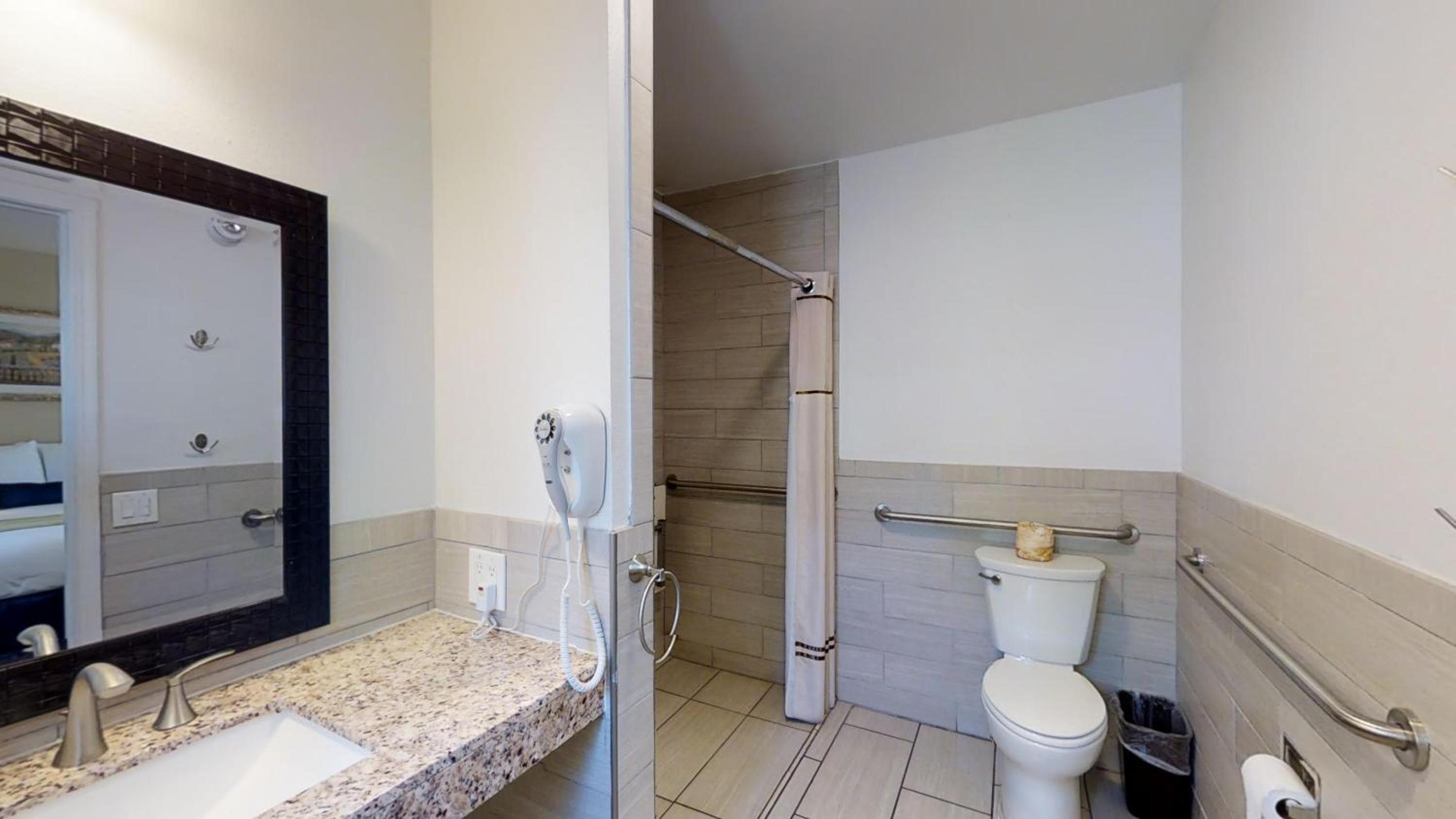Maui Vacations - Napa Discovery Inn - Property Image 23