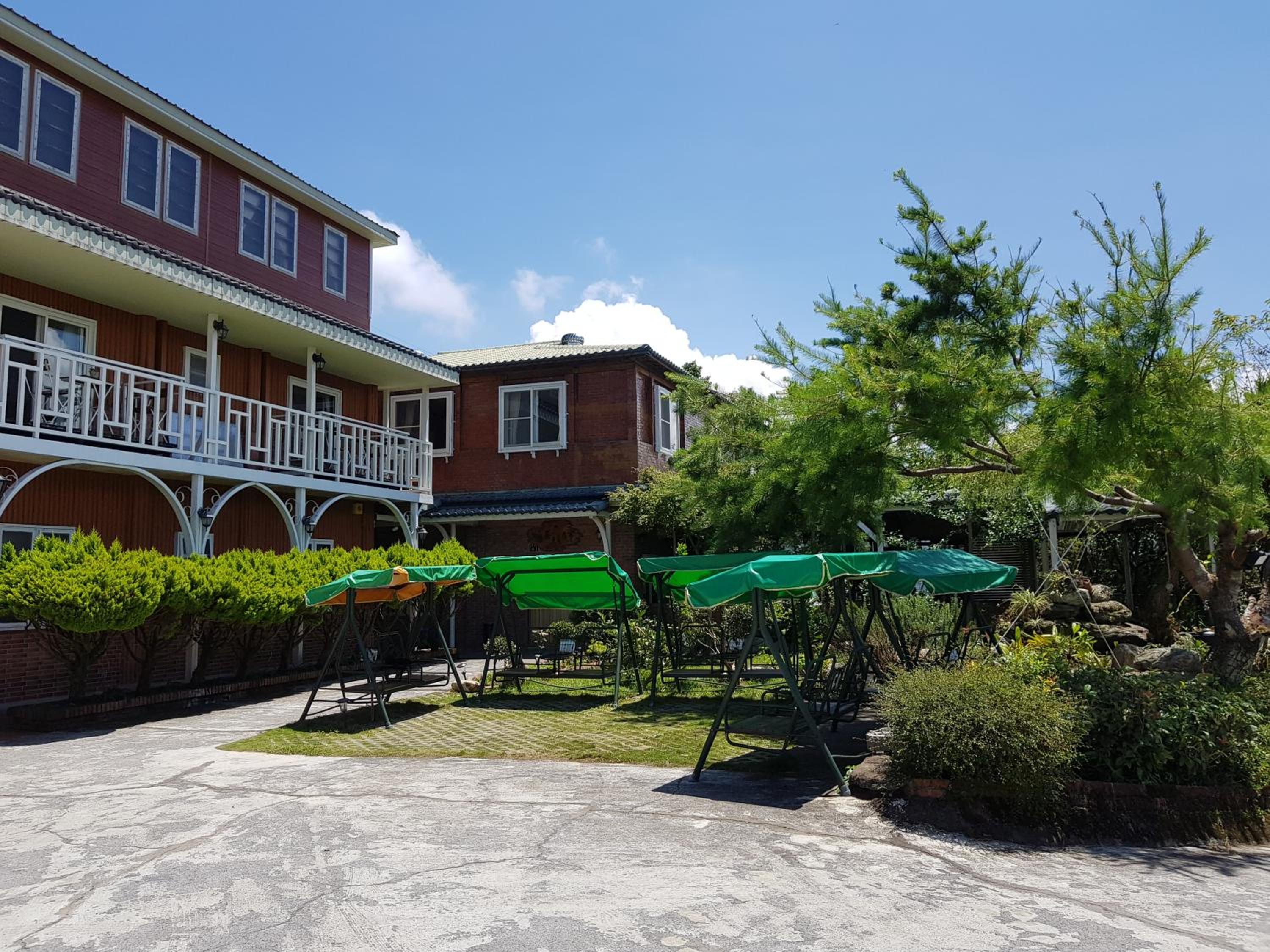 Shan Shui-Yuan Vege Guest House
