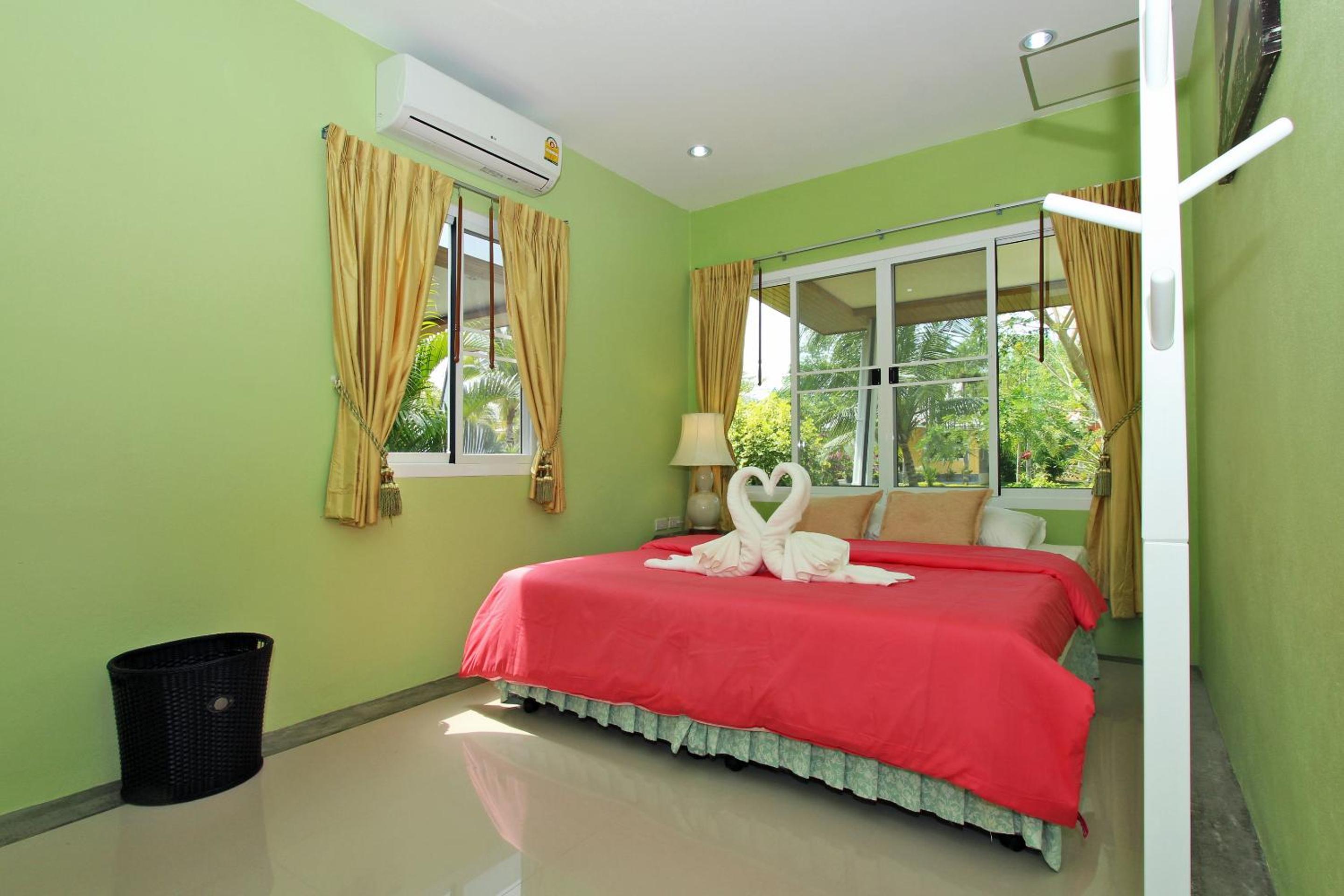 Maikhao Home Garden Bungalow
