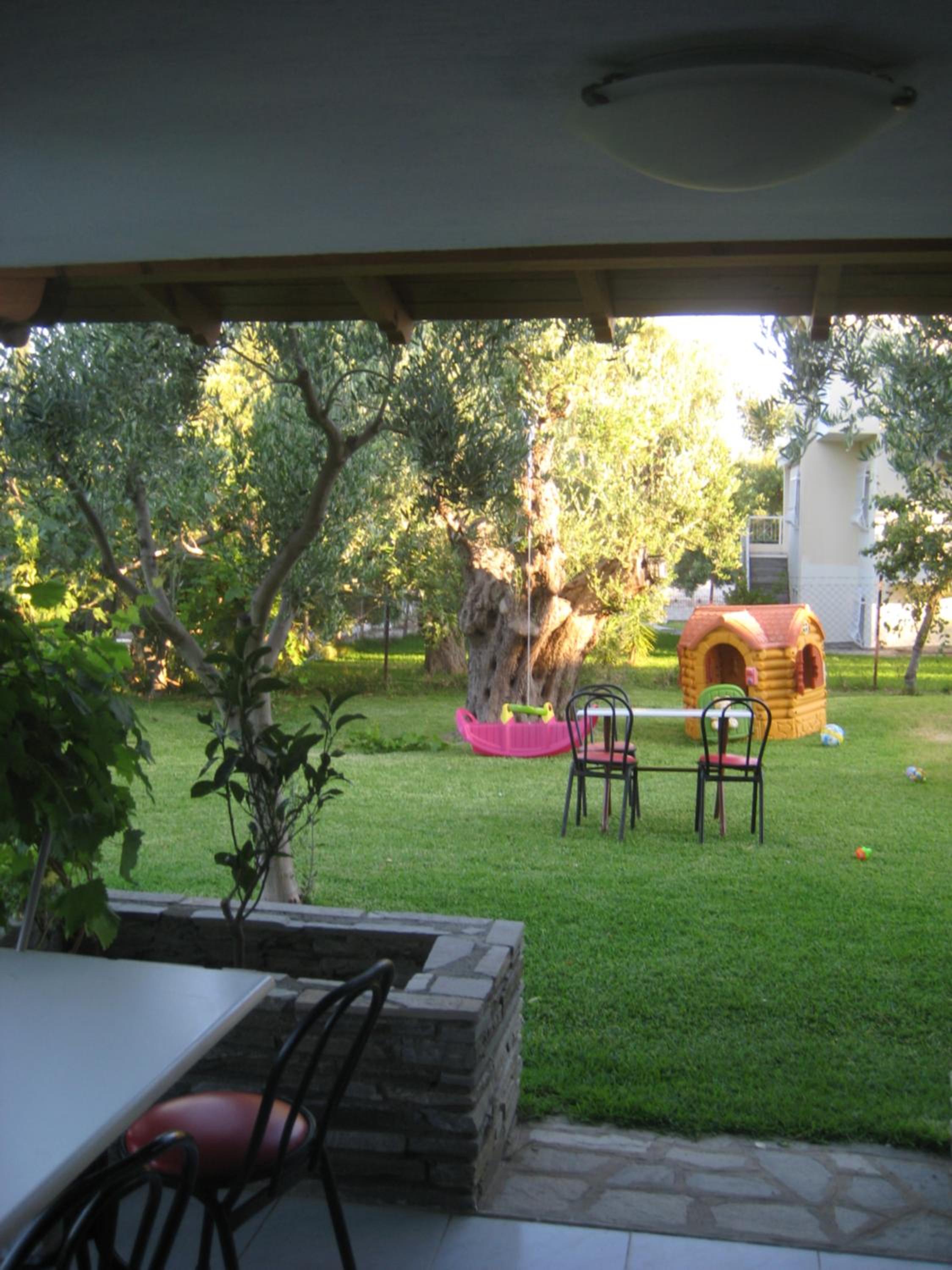 Petradaki Apartments