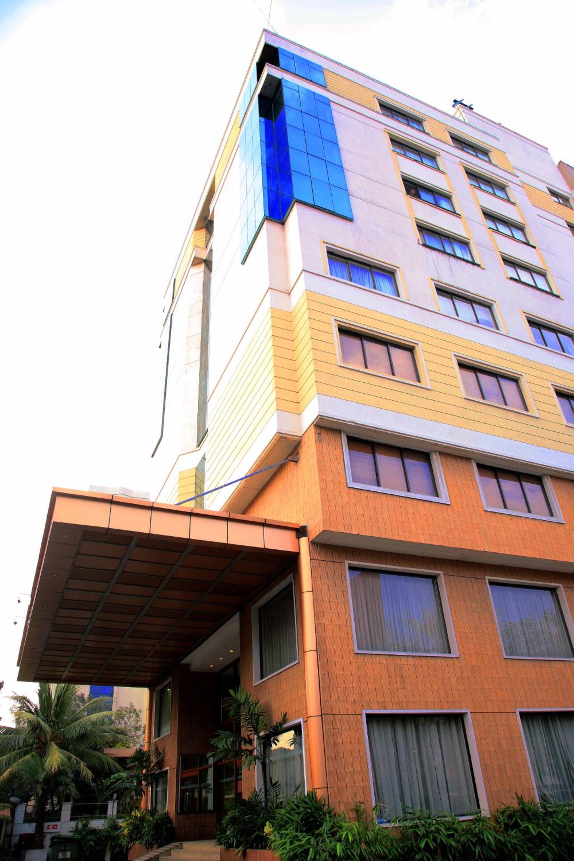 Harrisons Hotel