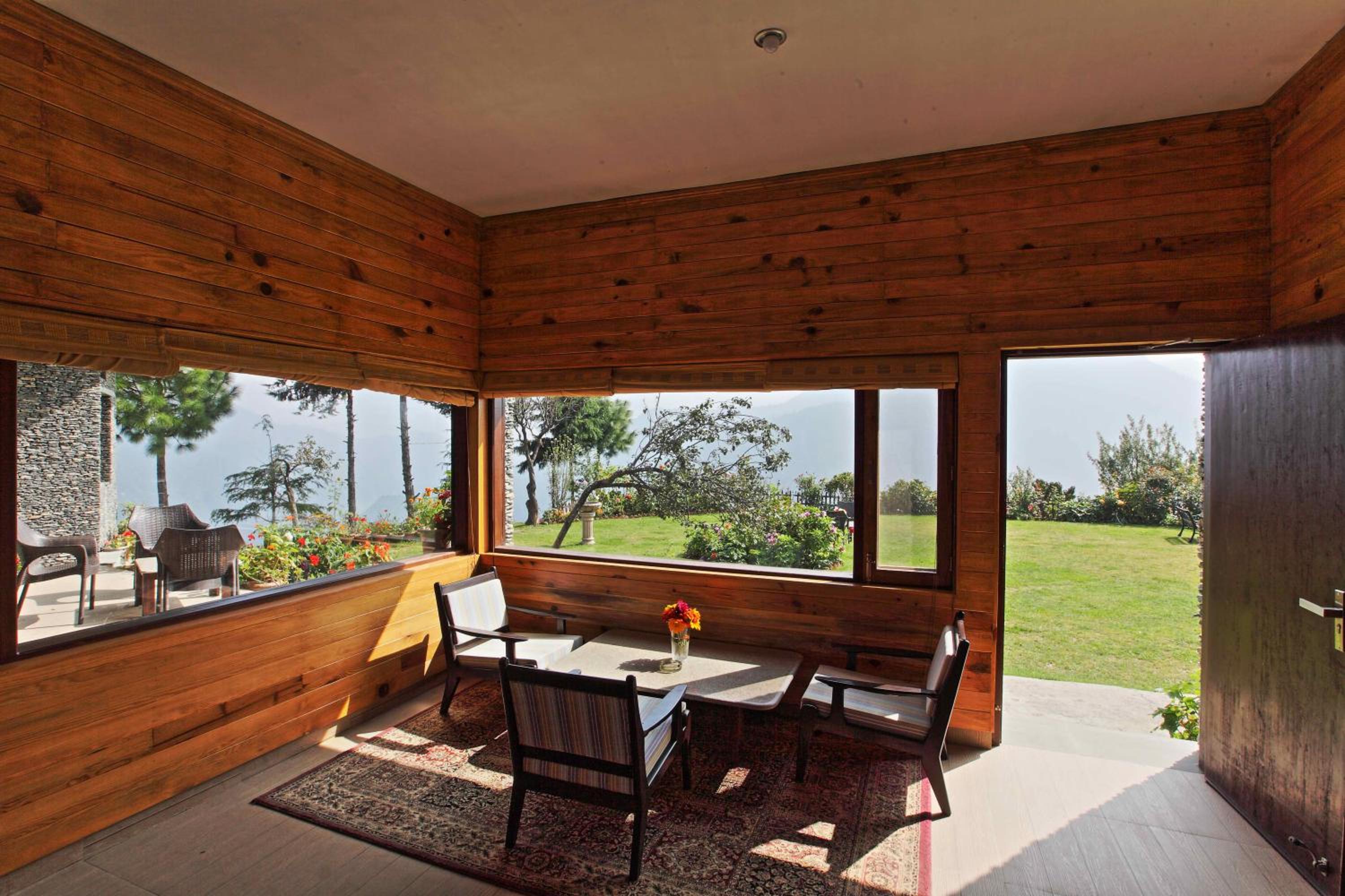 Cedar Lodge By Aahma