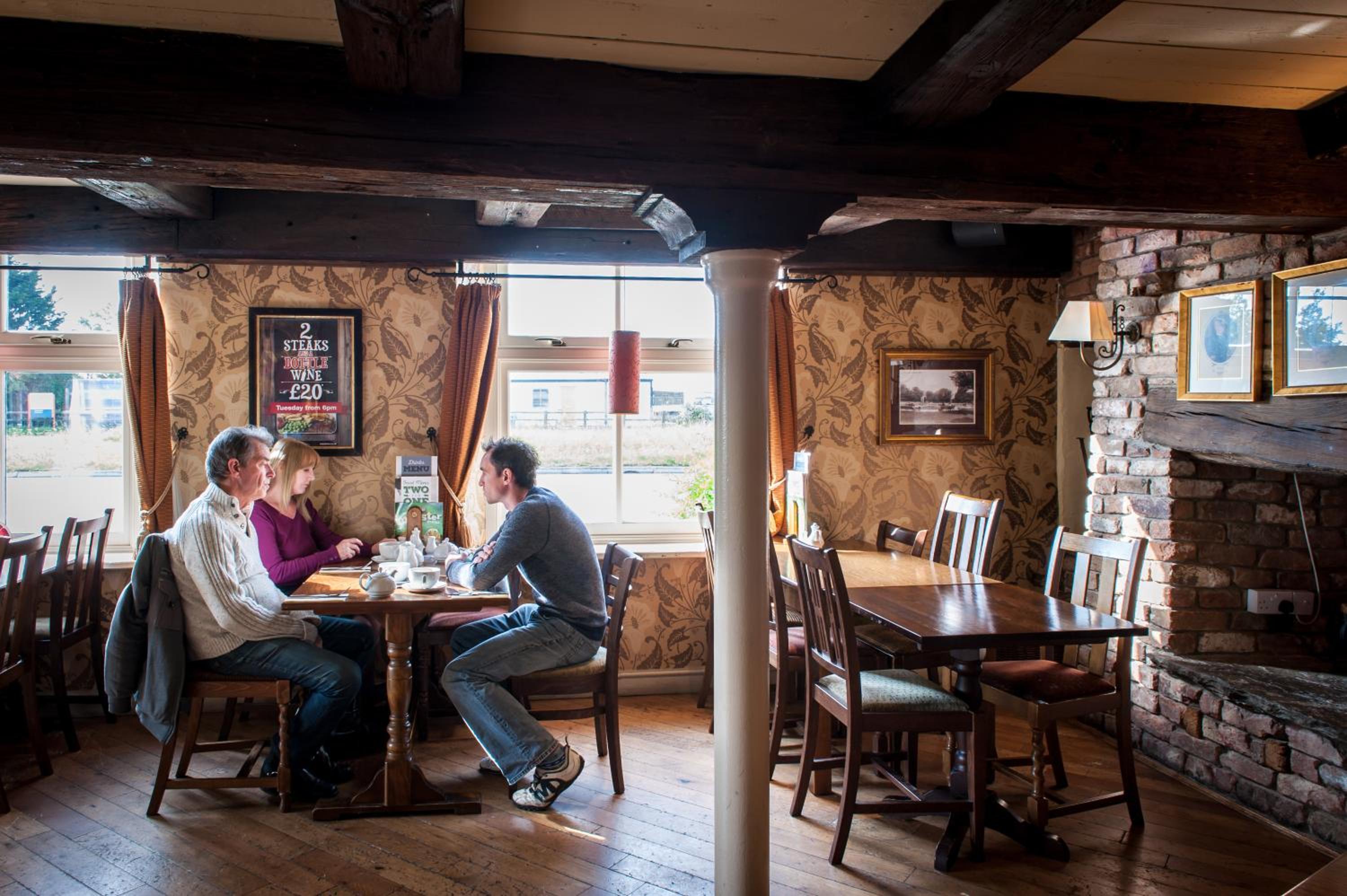 Bridgwater Vacations - Admiral's Table, Bridgwater by Marston's Inns - Property Image 8