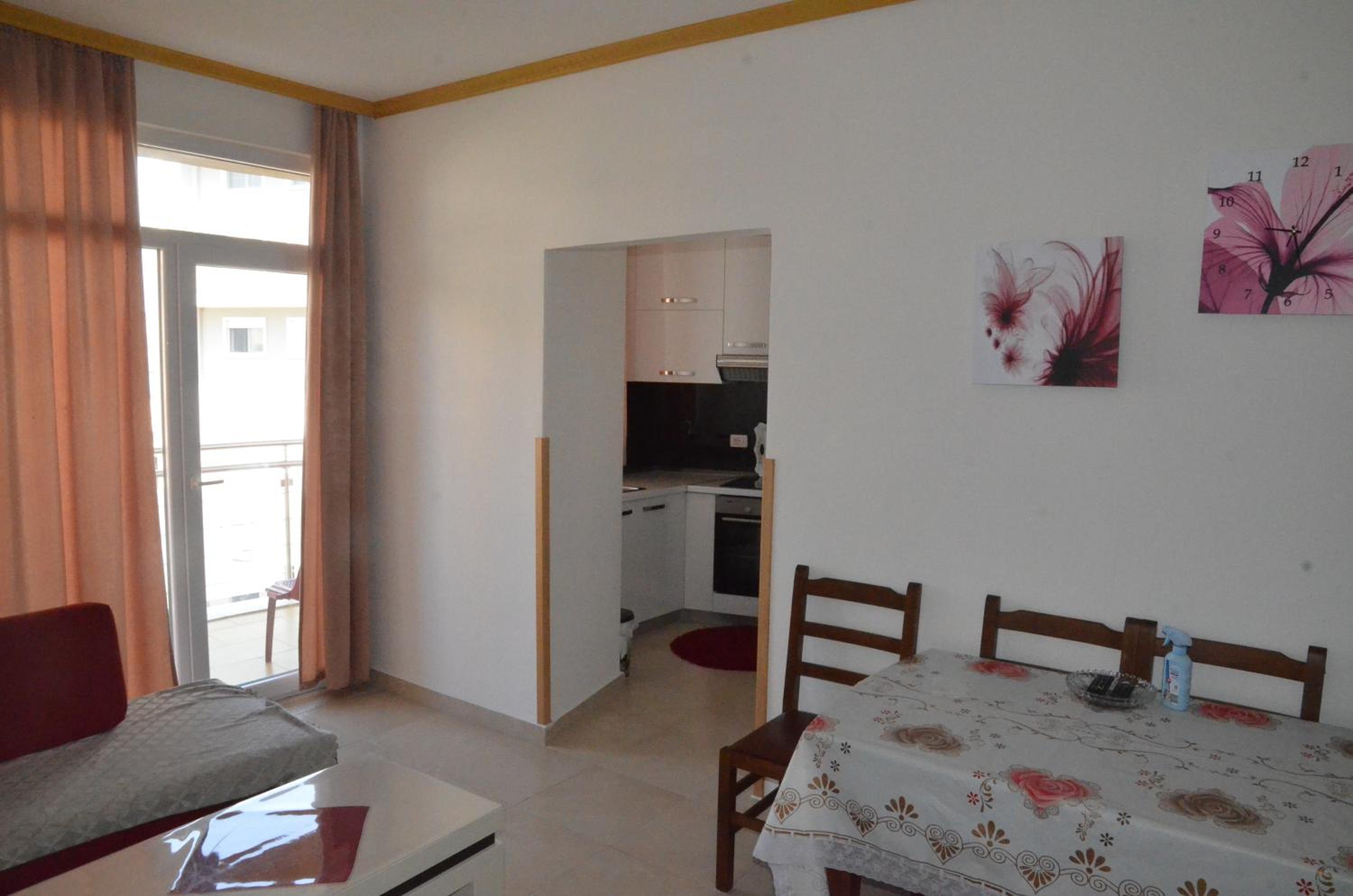 Everest Apartments Shengjin