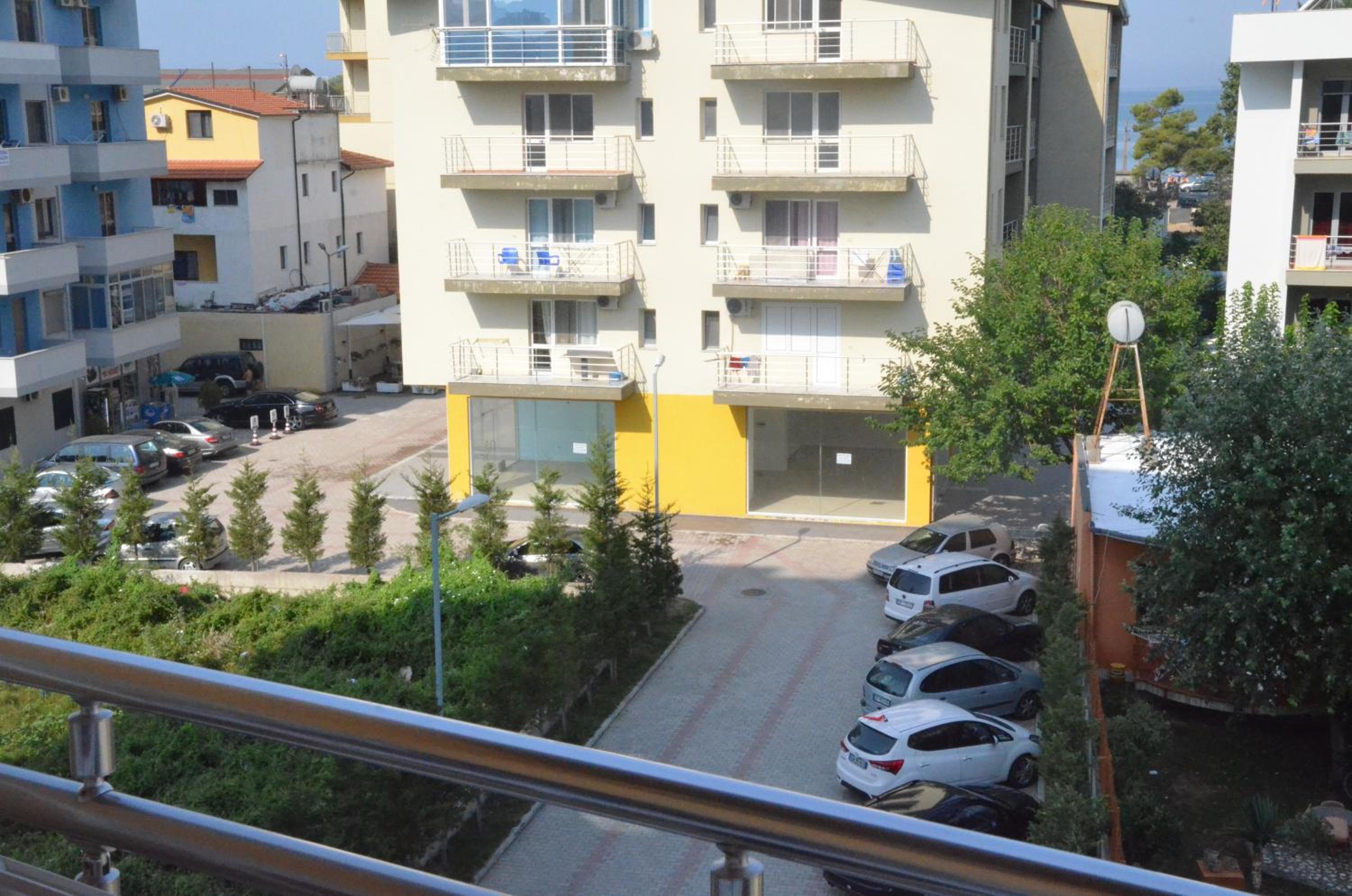 Everest Apartments Shengjin