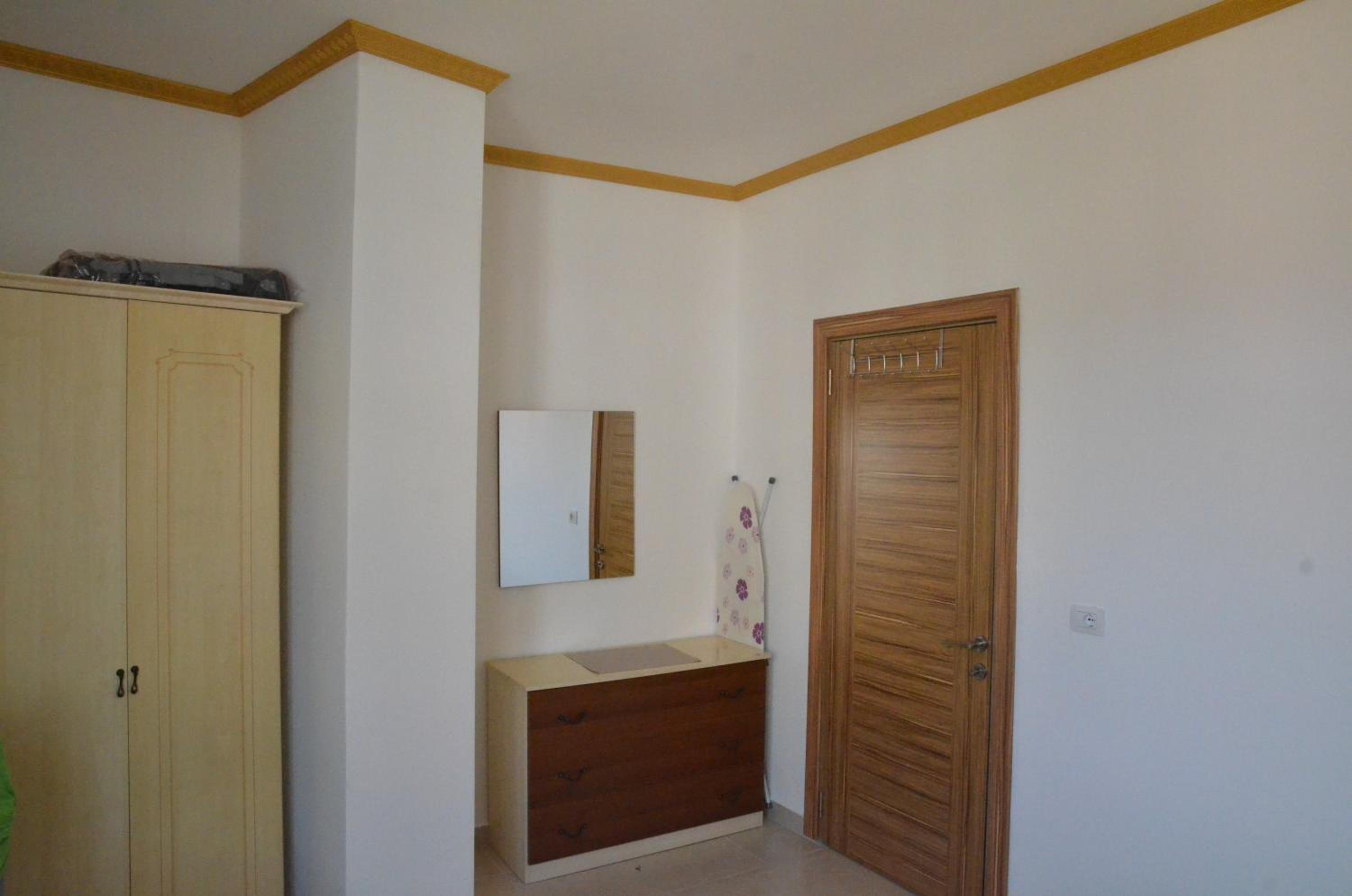 Everest Apartments Shengjin