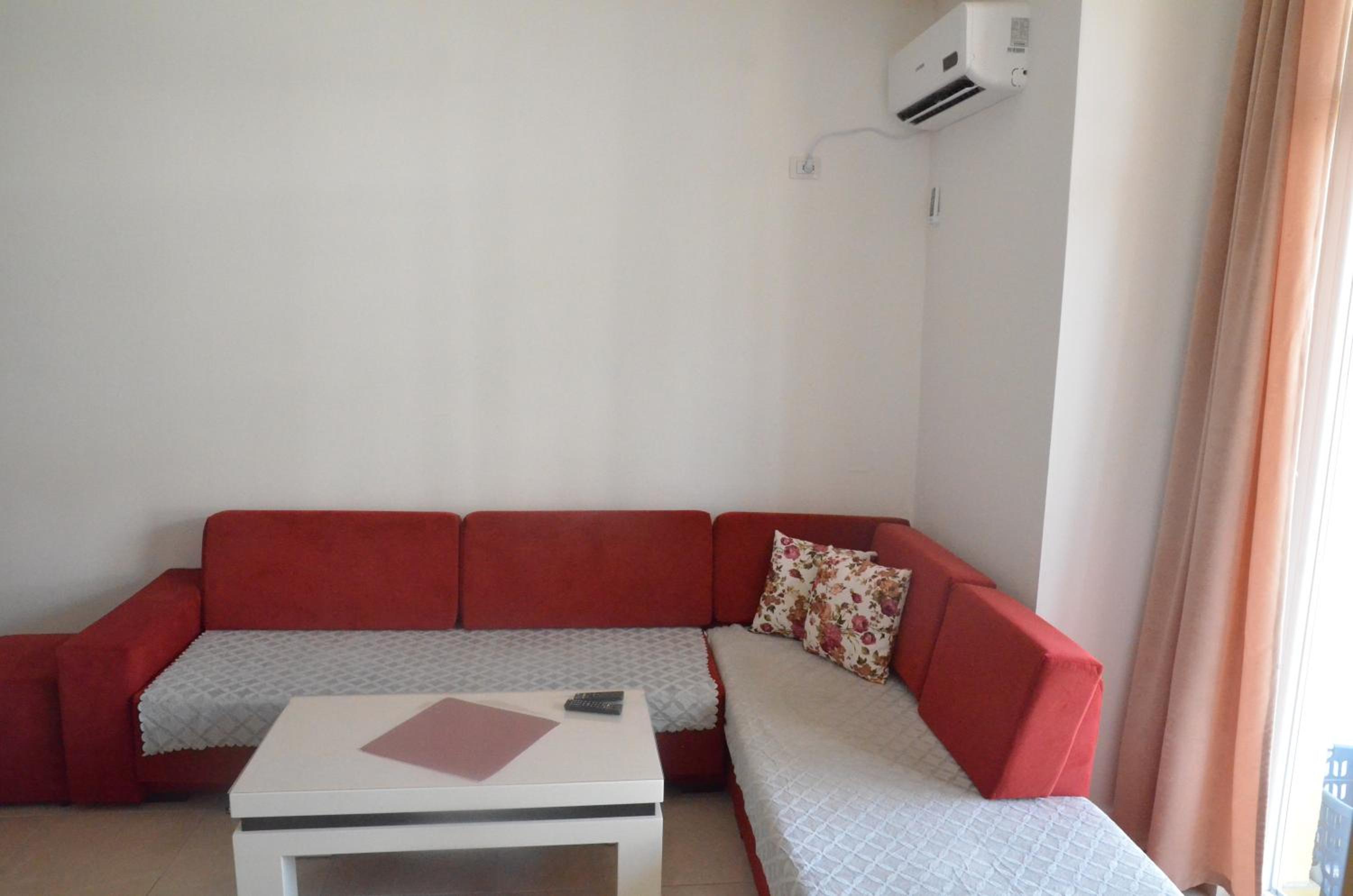 Everest Apartments Shengjin