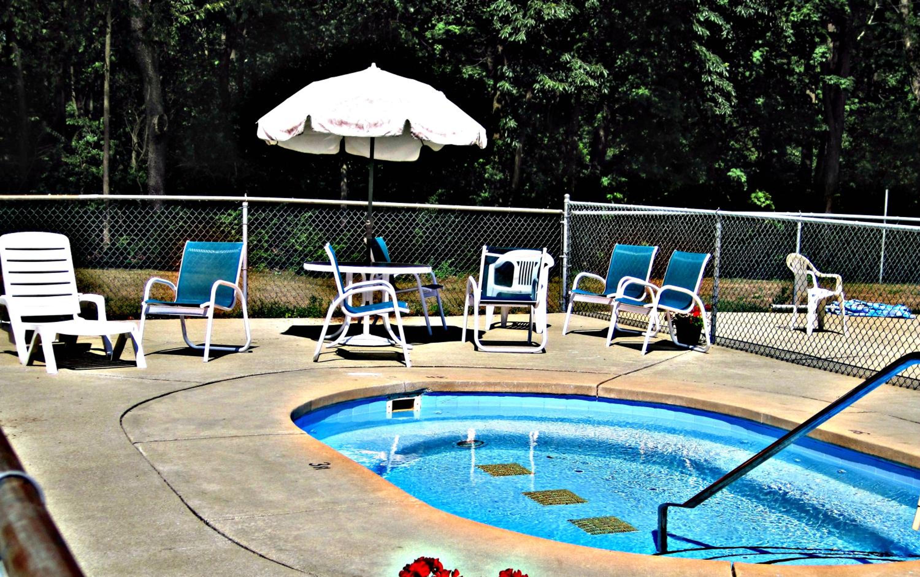 Bear Cave Camping Resort view 3