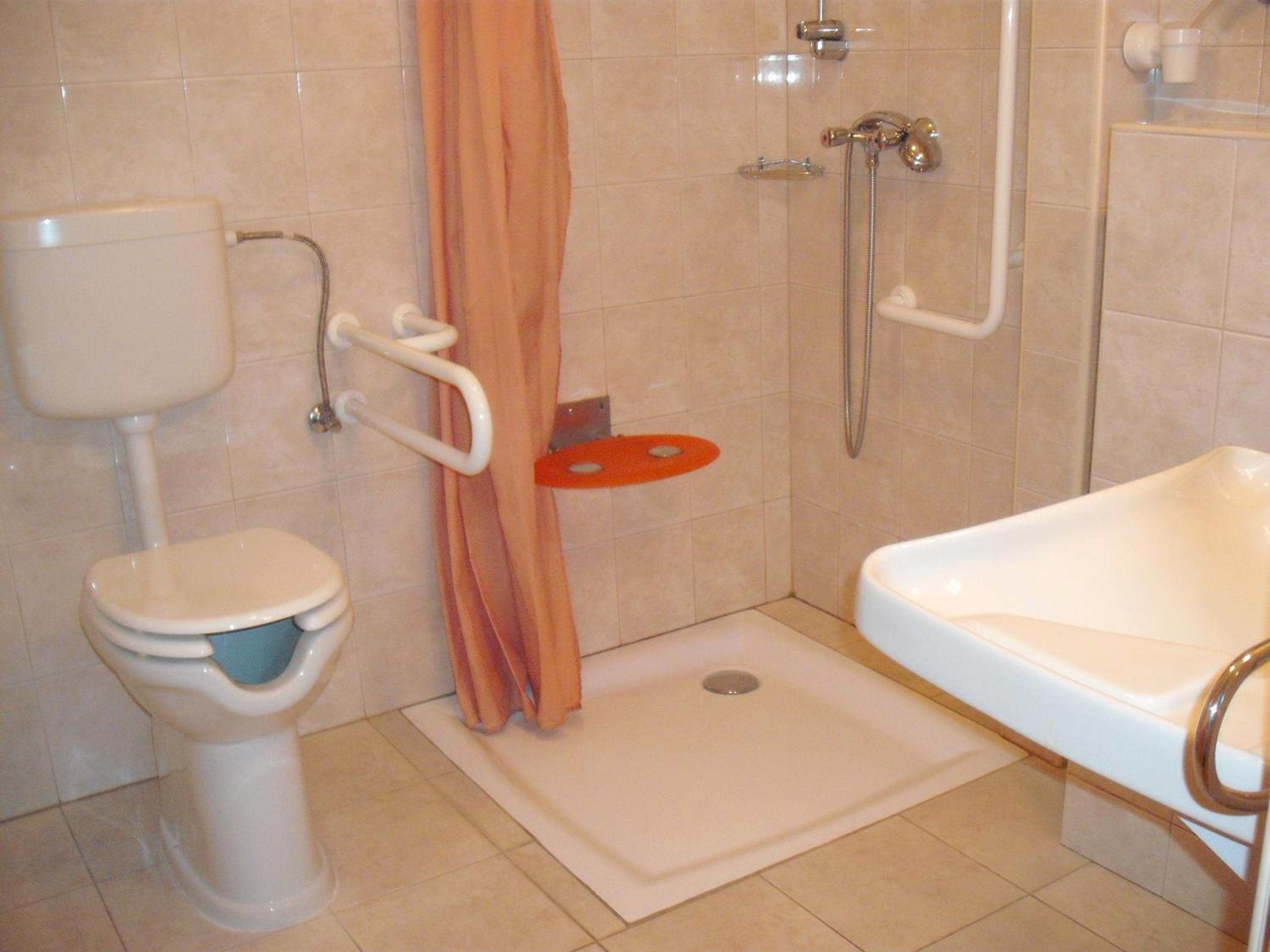 Photo 48