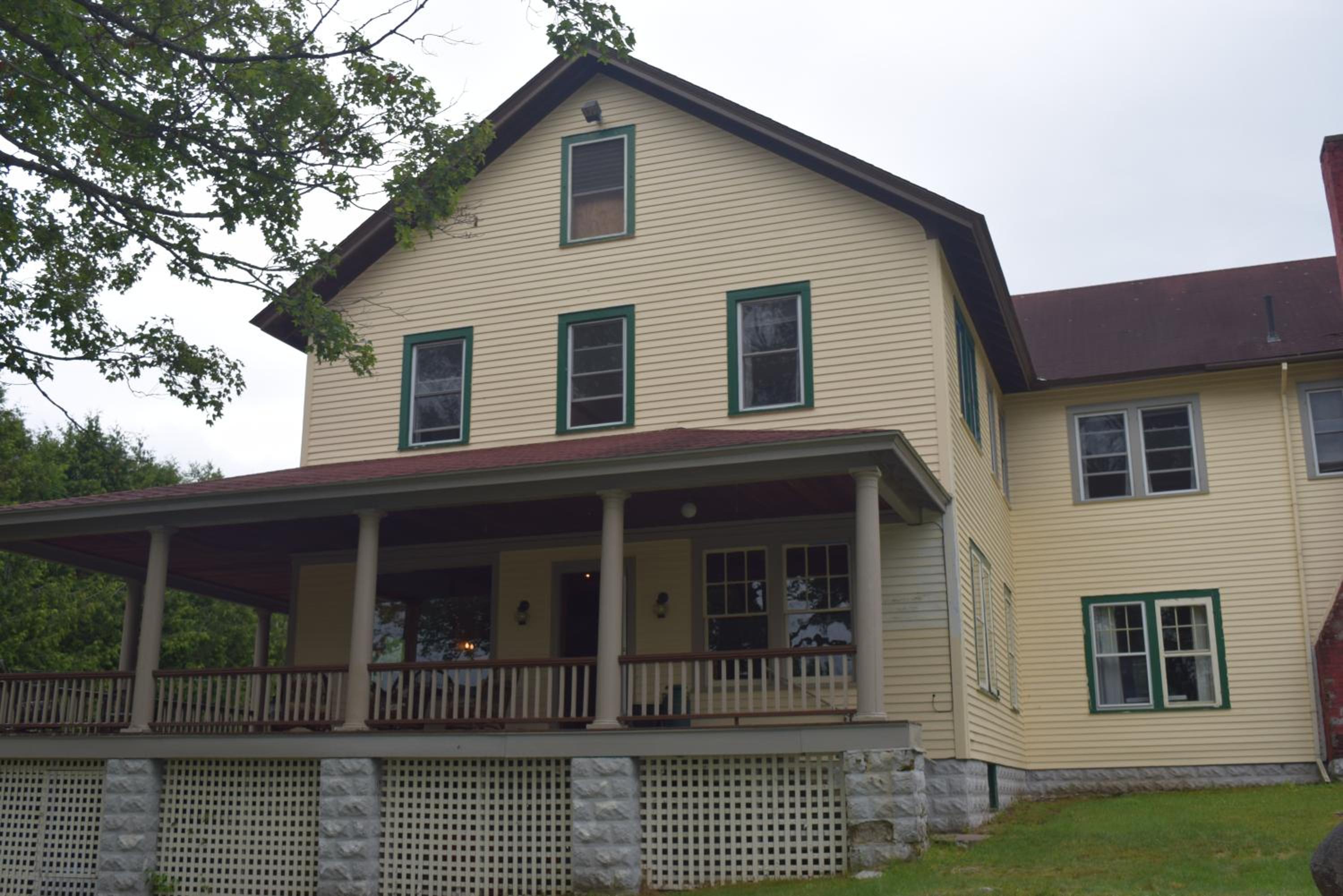 The Long View Lodge