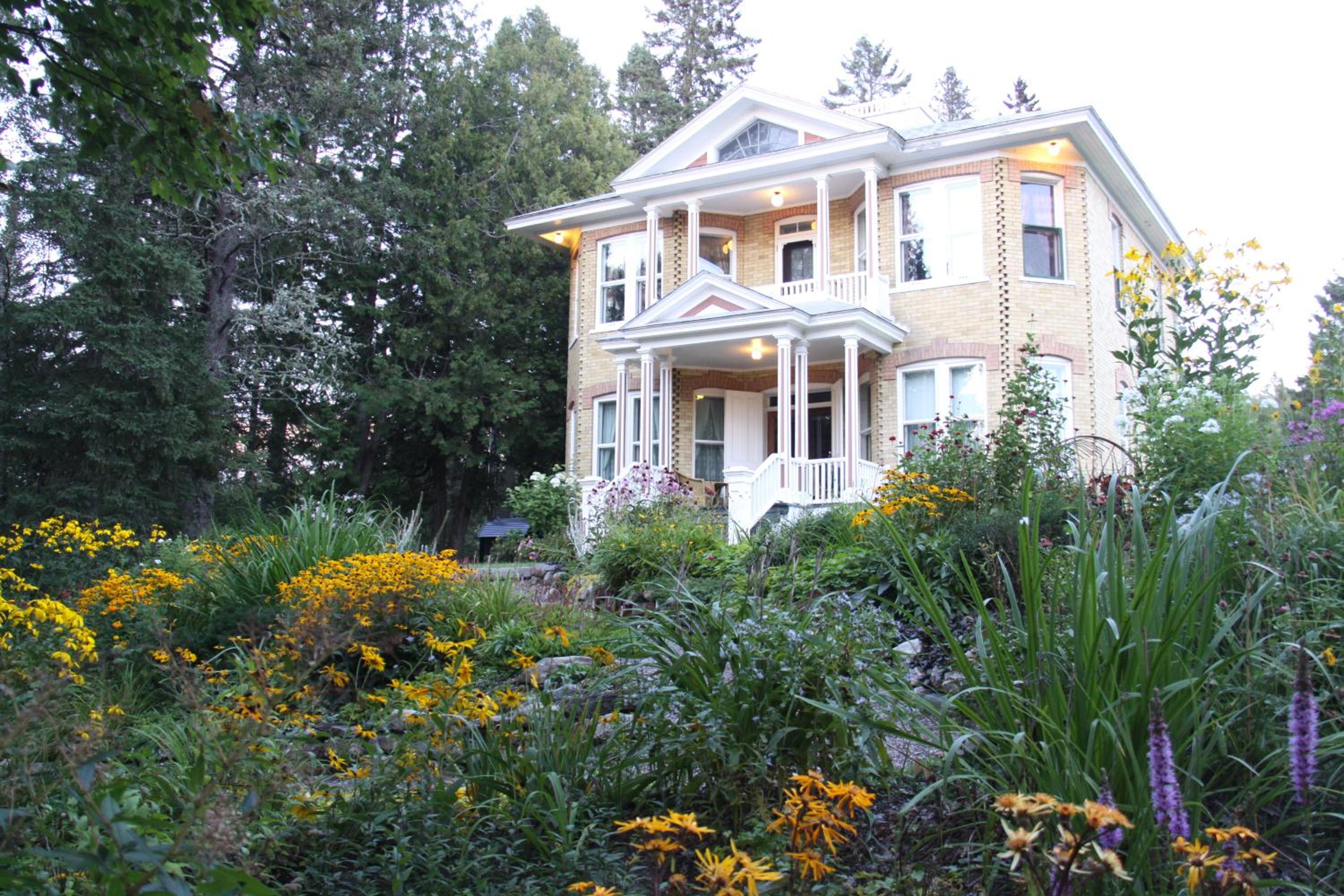Auberge Taylor Manor