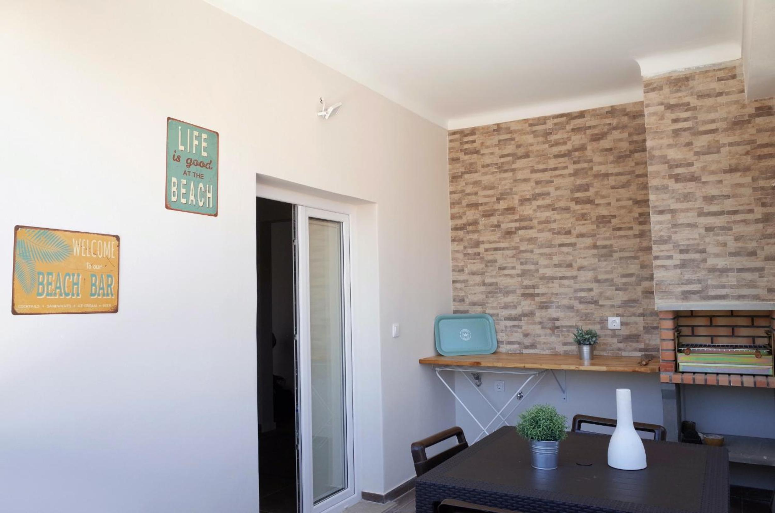 Lisbon Beach Apartments 2 view 5