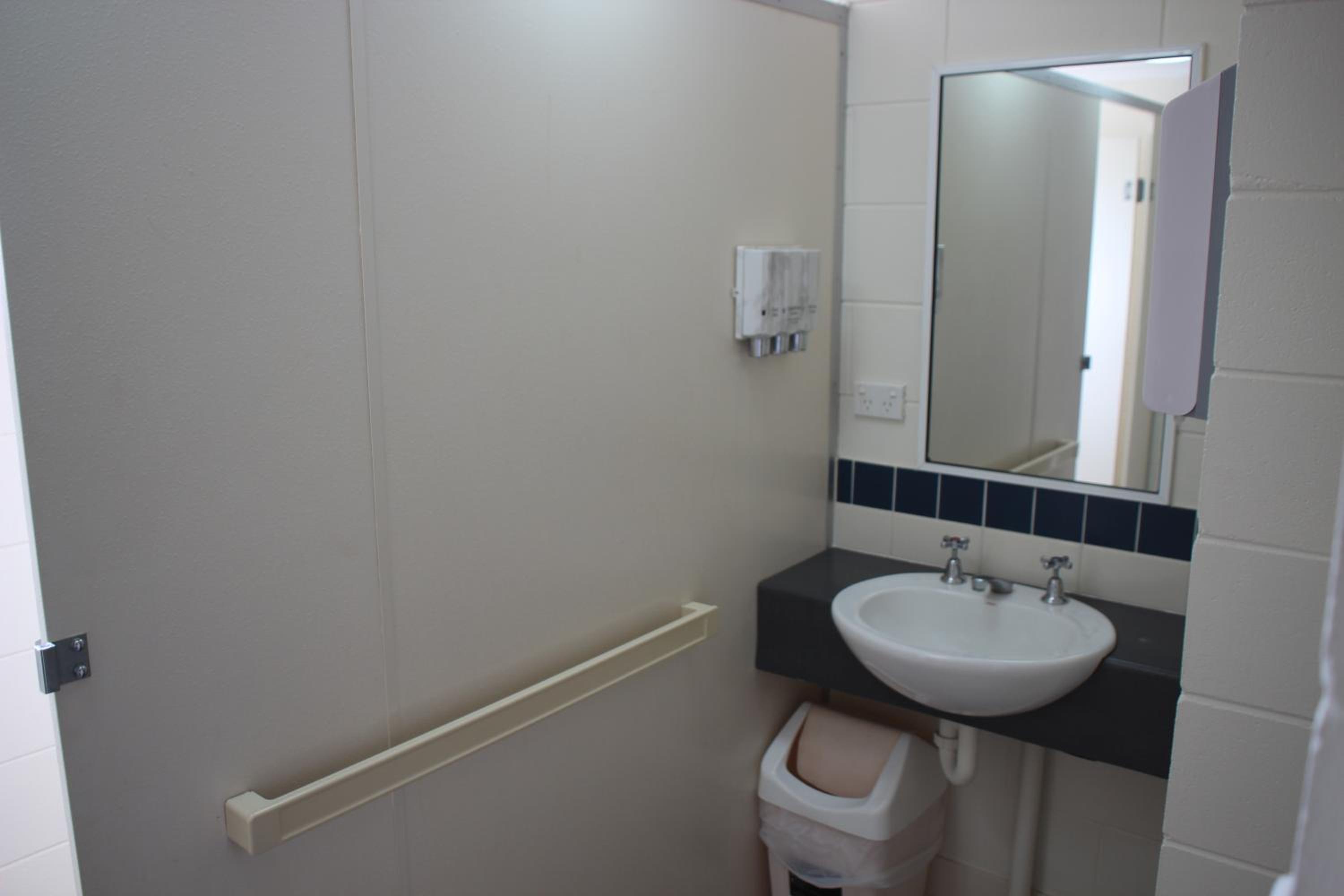 Photo 7