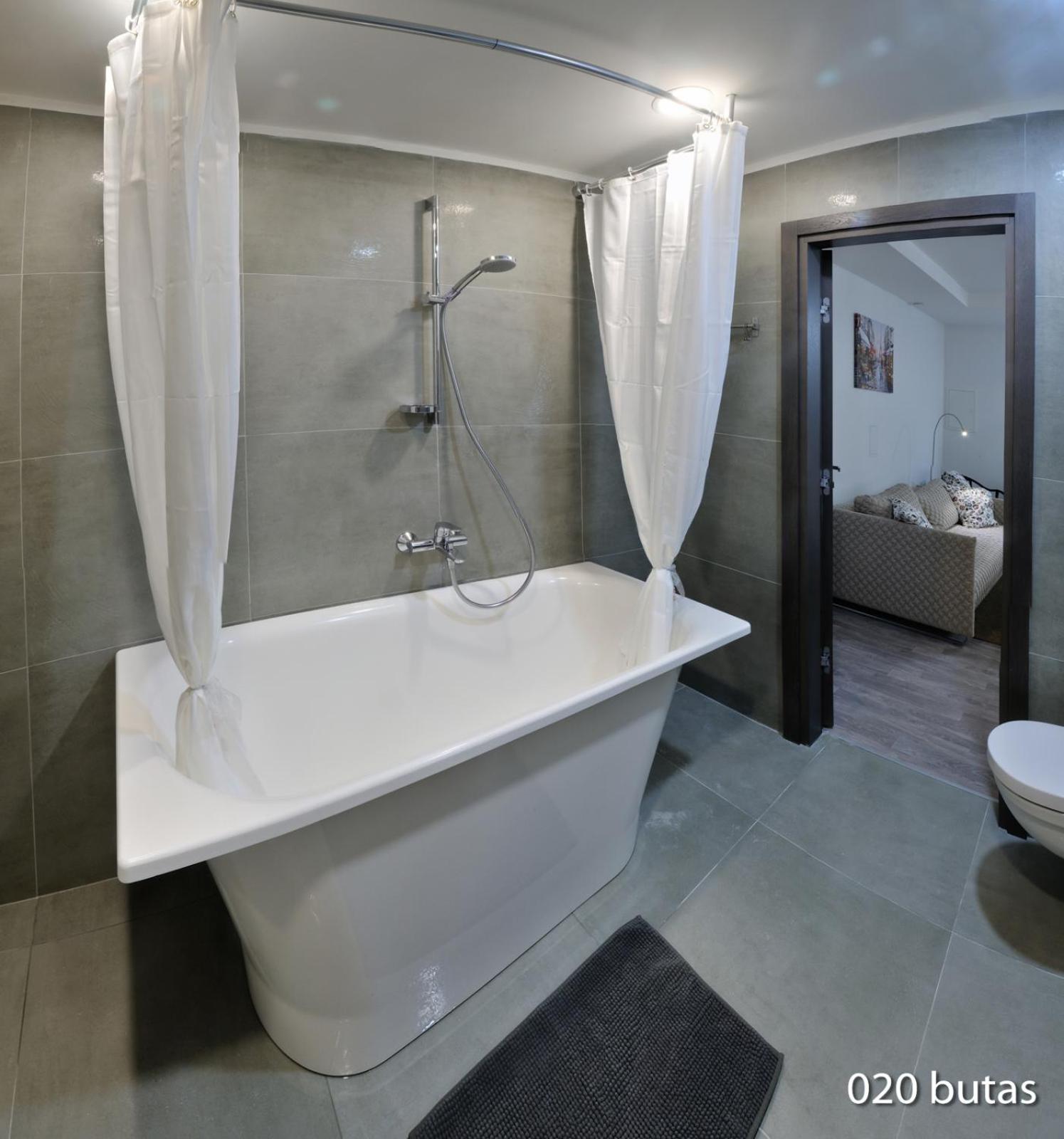 Six Apartment Simona view 4