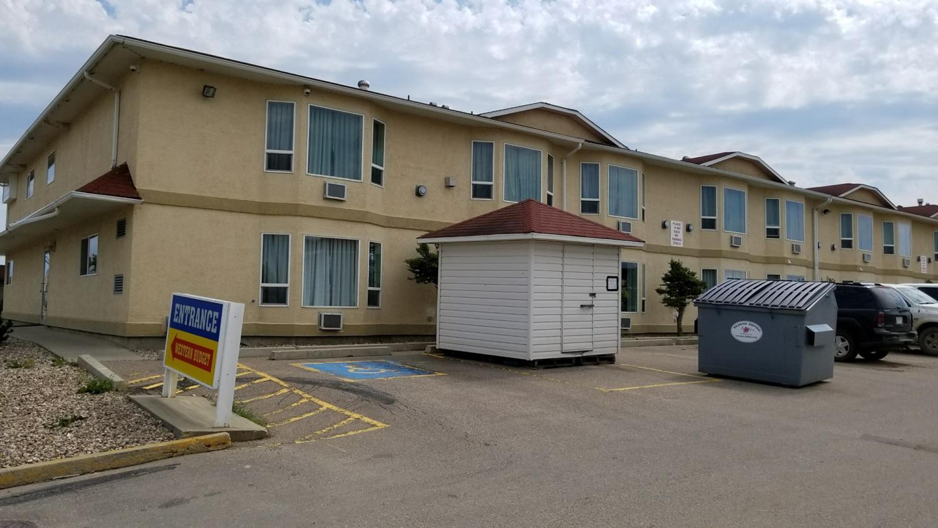Western Budget Motel Cold Lake view 5