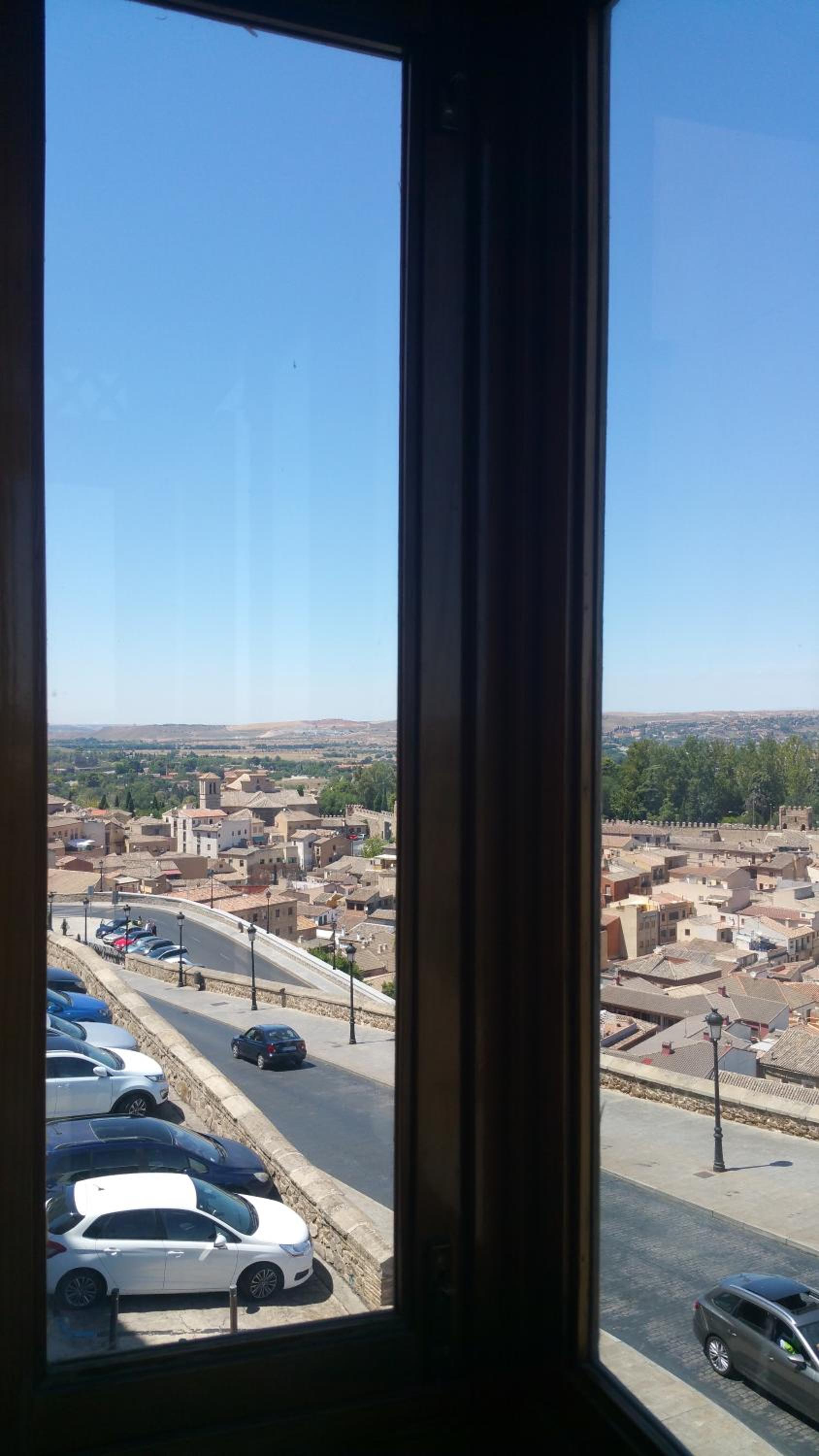 Toledo Flat, City Centre