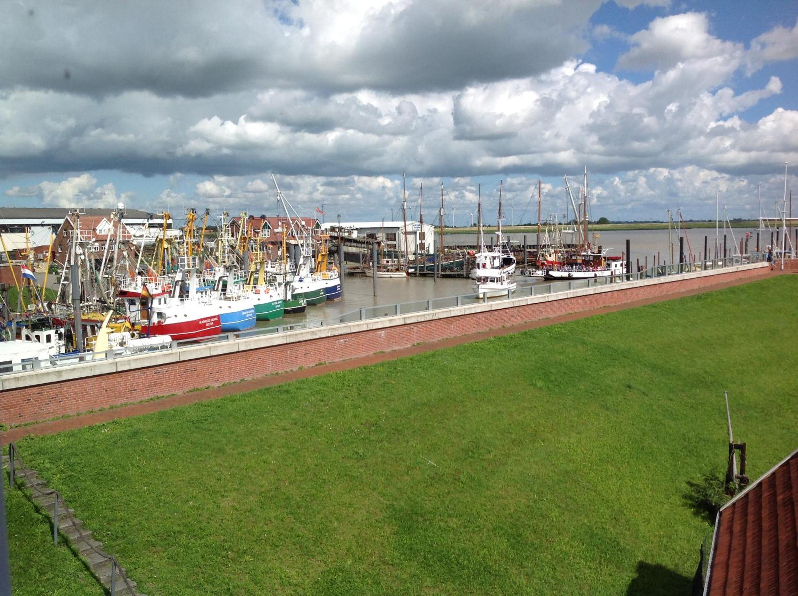 Vier Sterne am Hafen, Ditzum