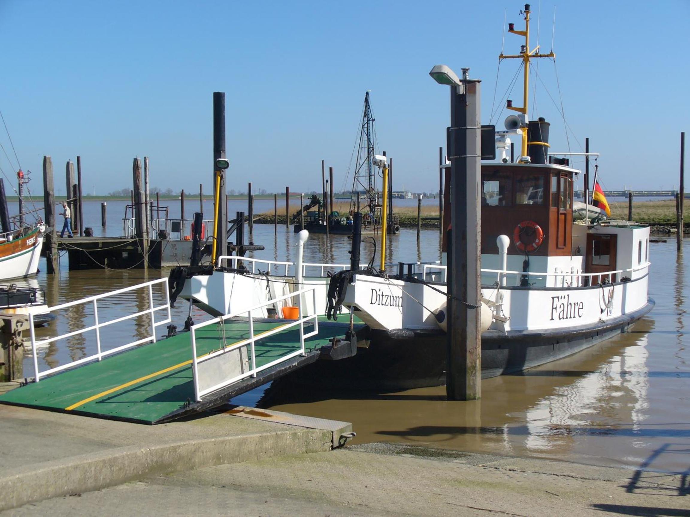 Vier Sterne am Hafen, Ditzum