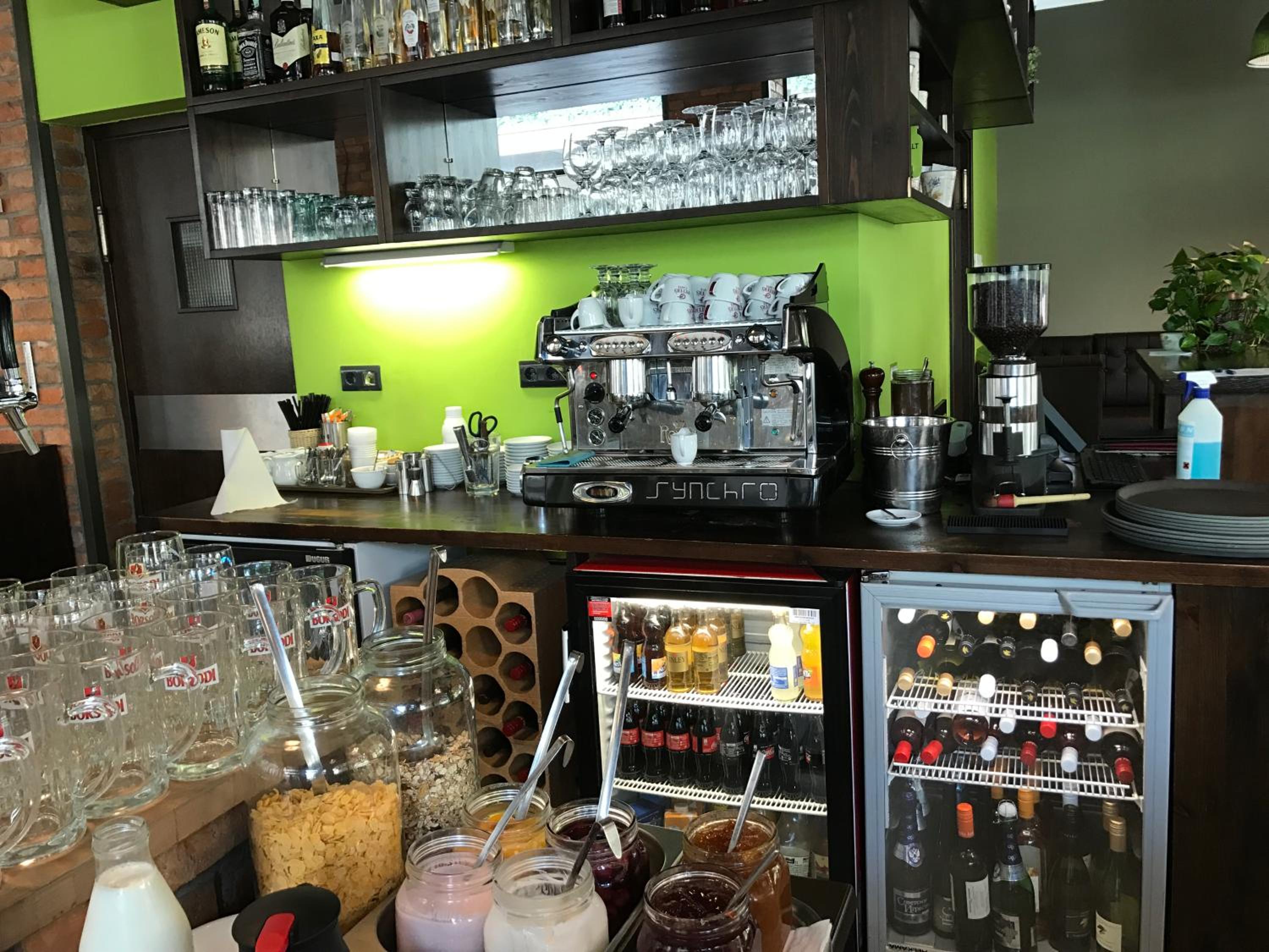 Corvin Rose Apartment Hotel