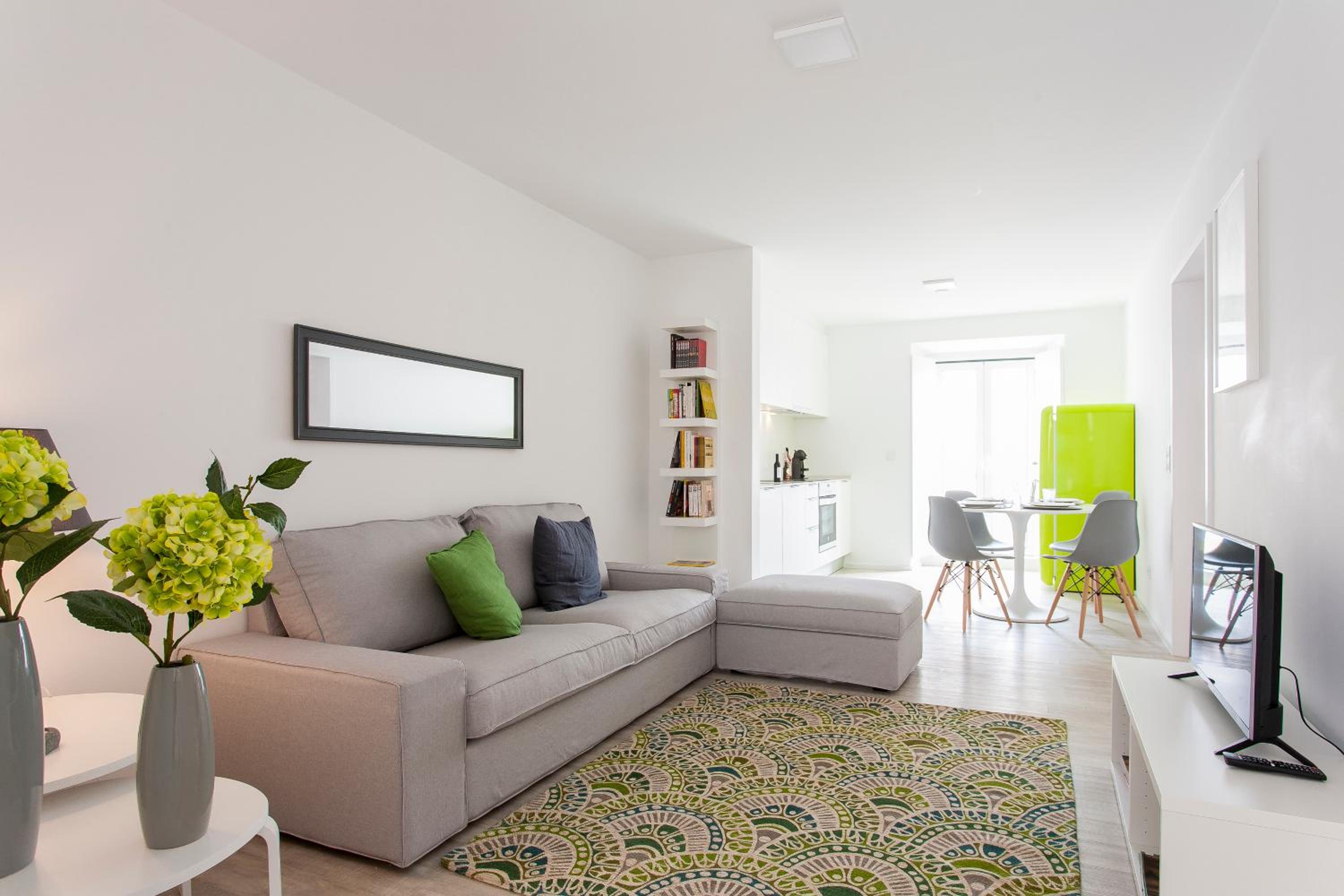 Castelo Picão Apartments