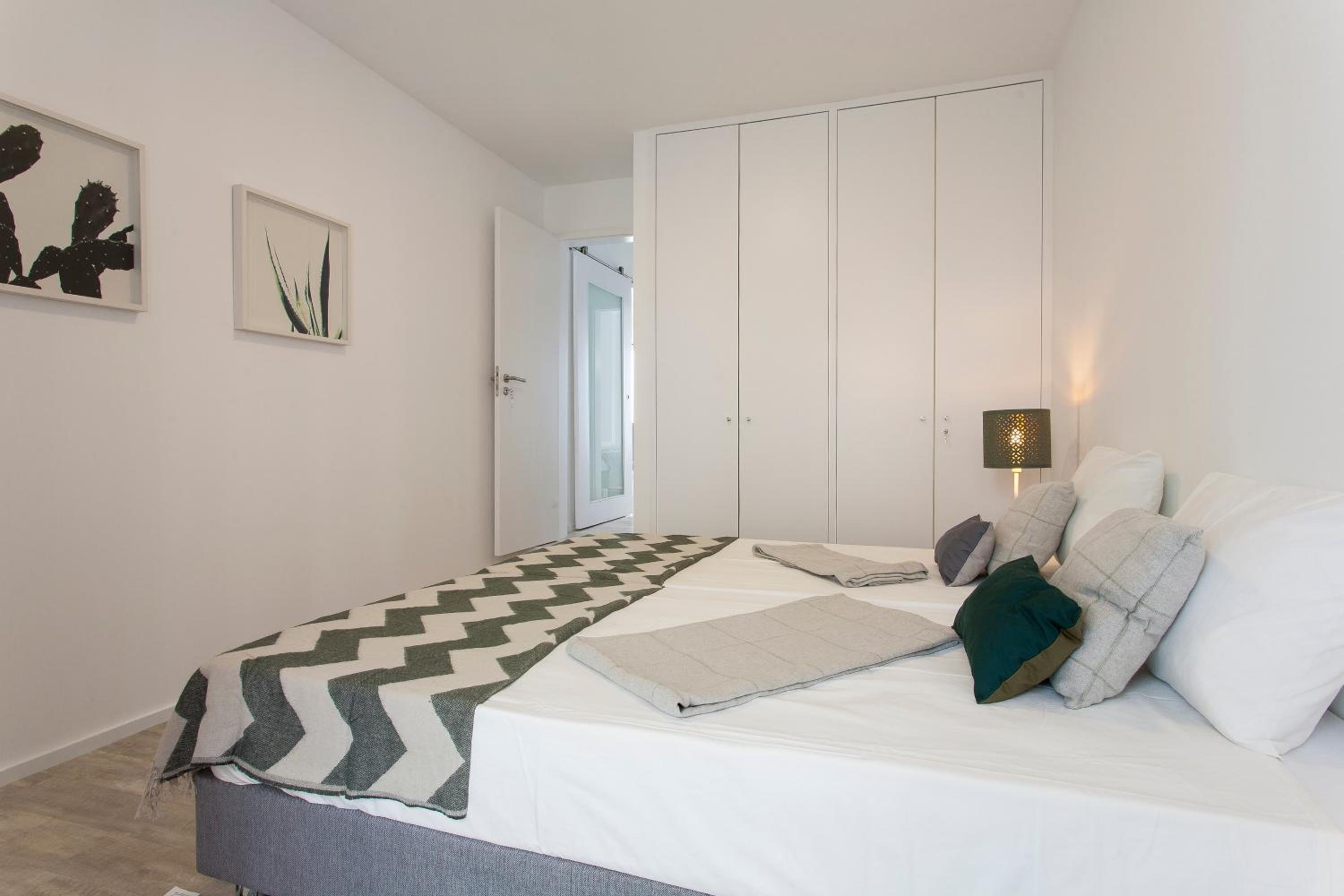 Castelo Picão Apartments