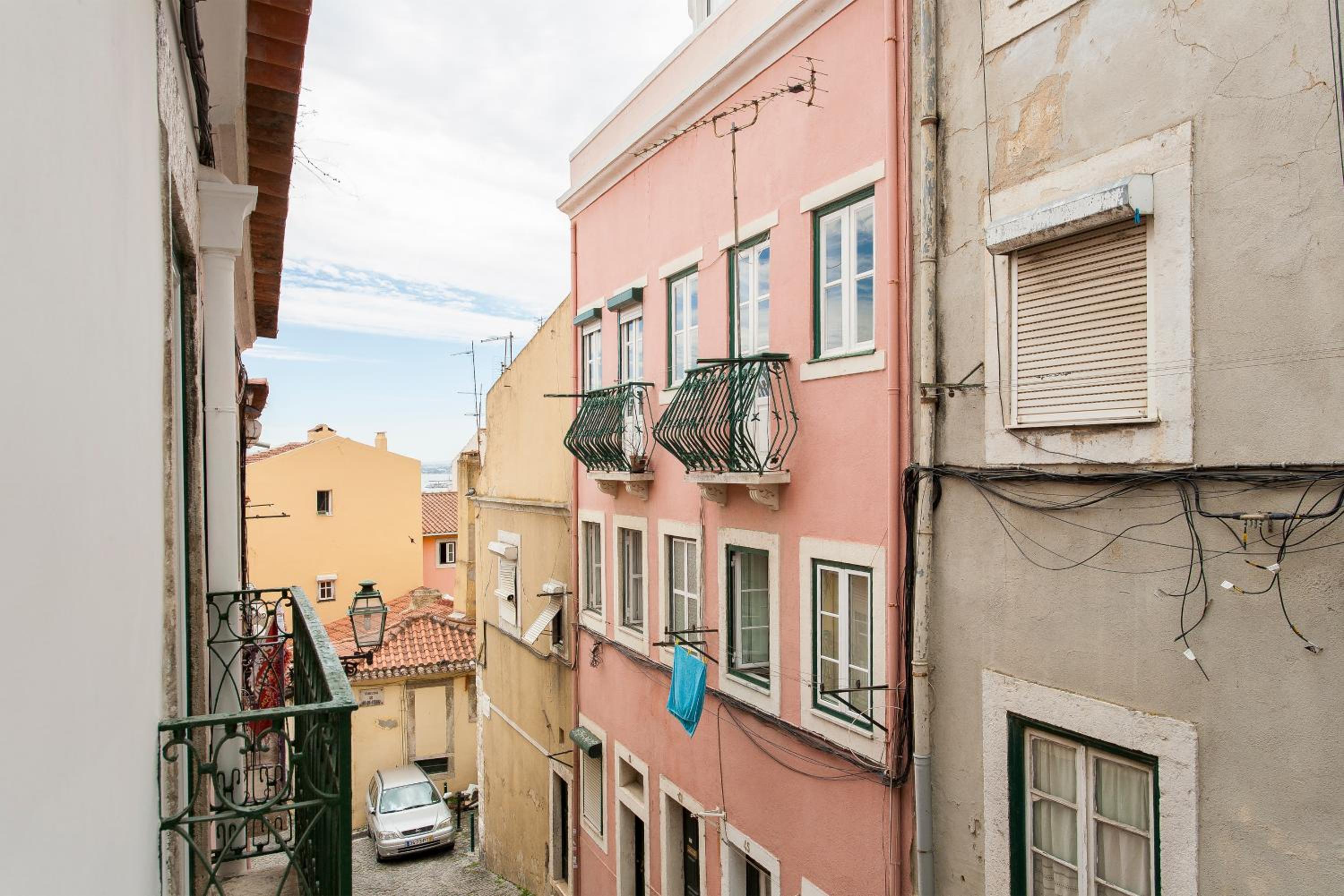 Castelo Picão Apartments